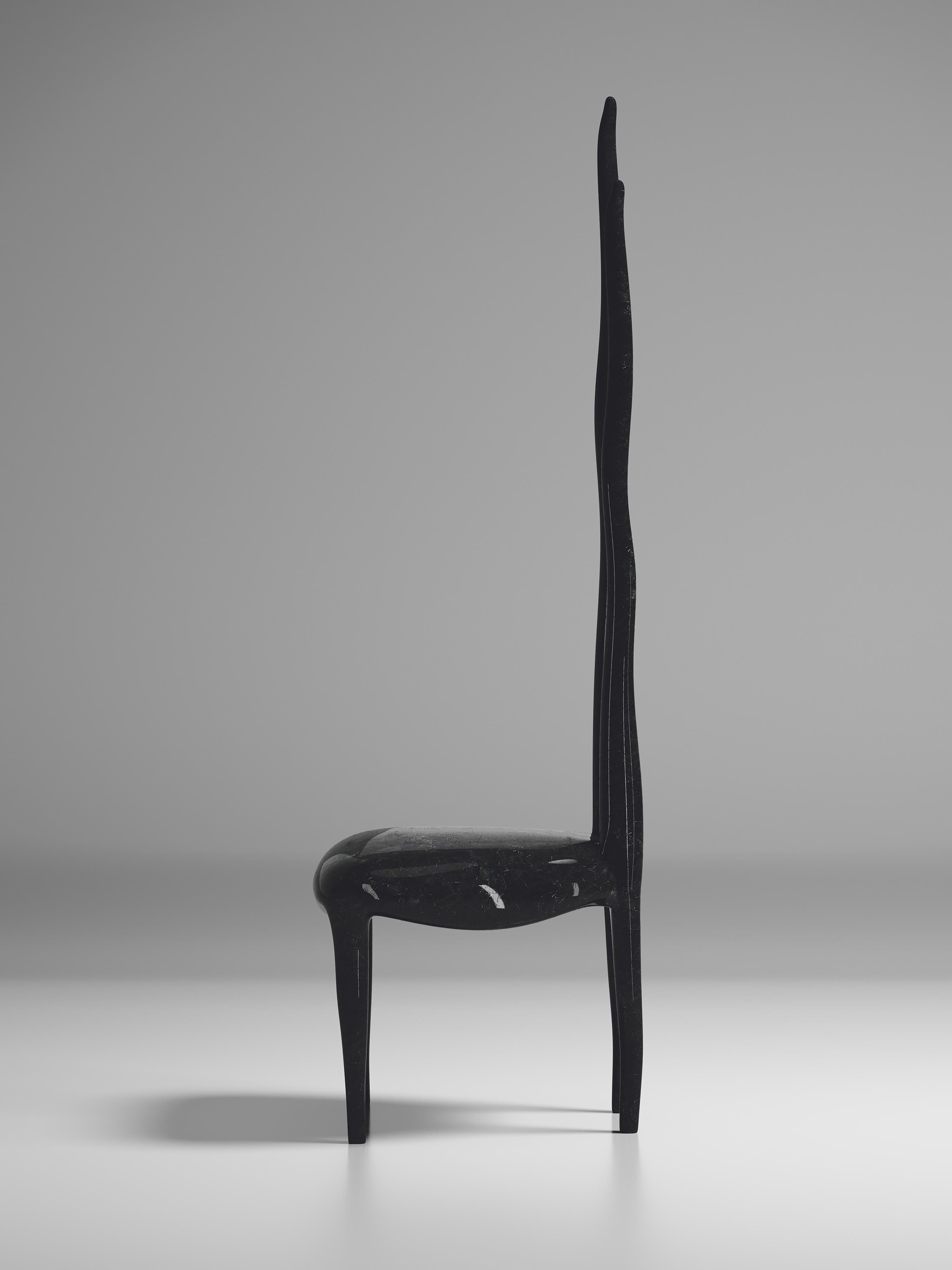 Sylvie-Stuhl in schwarzer Stiftschale von R & Y Augousti (Handgefertigt) im Angebot