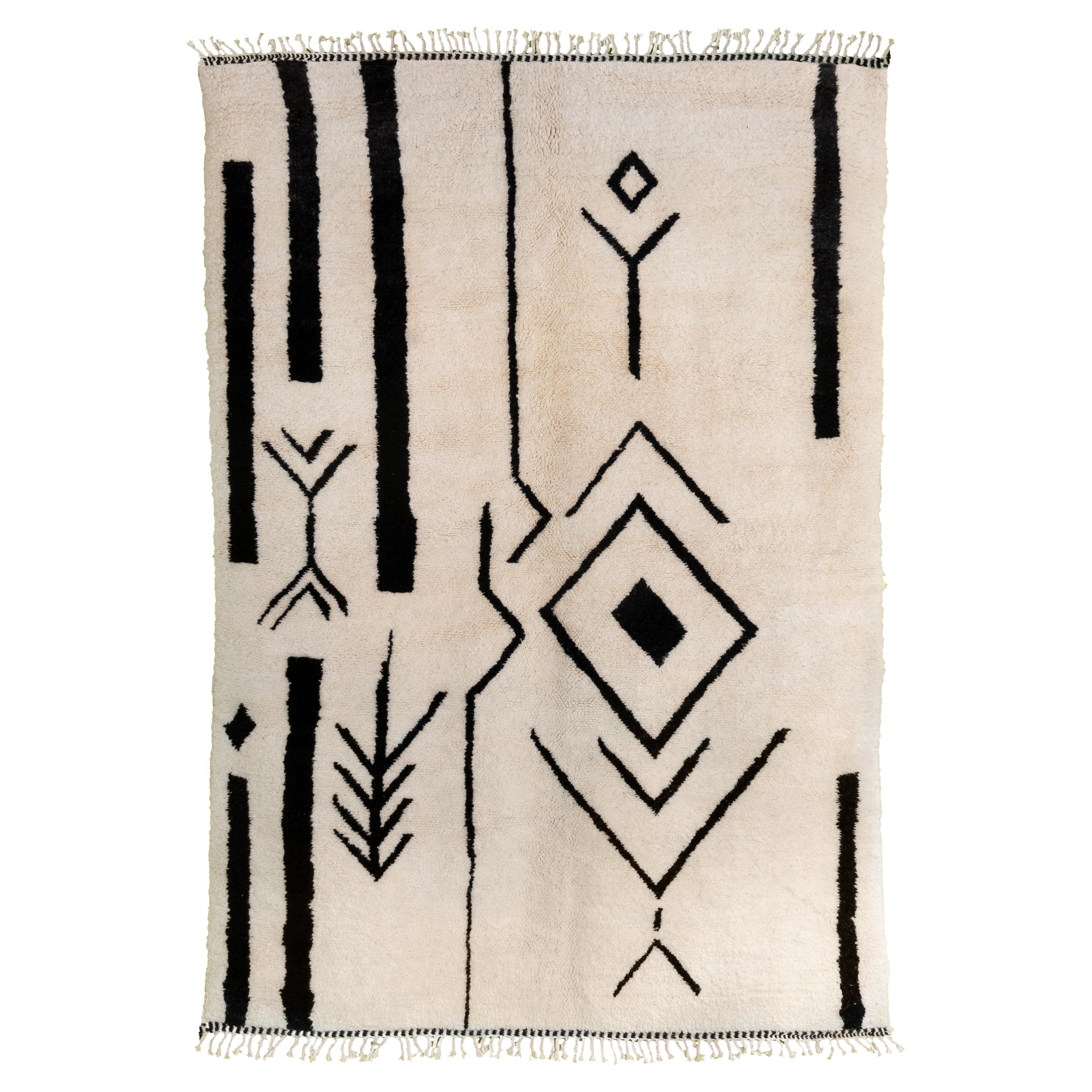 Tribal style Handmade Moroccan Rug 100 Natural Wool Black and