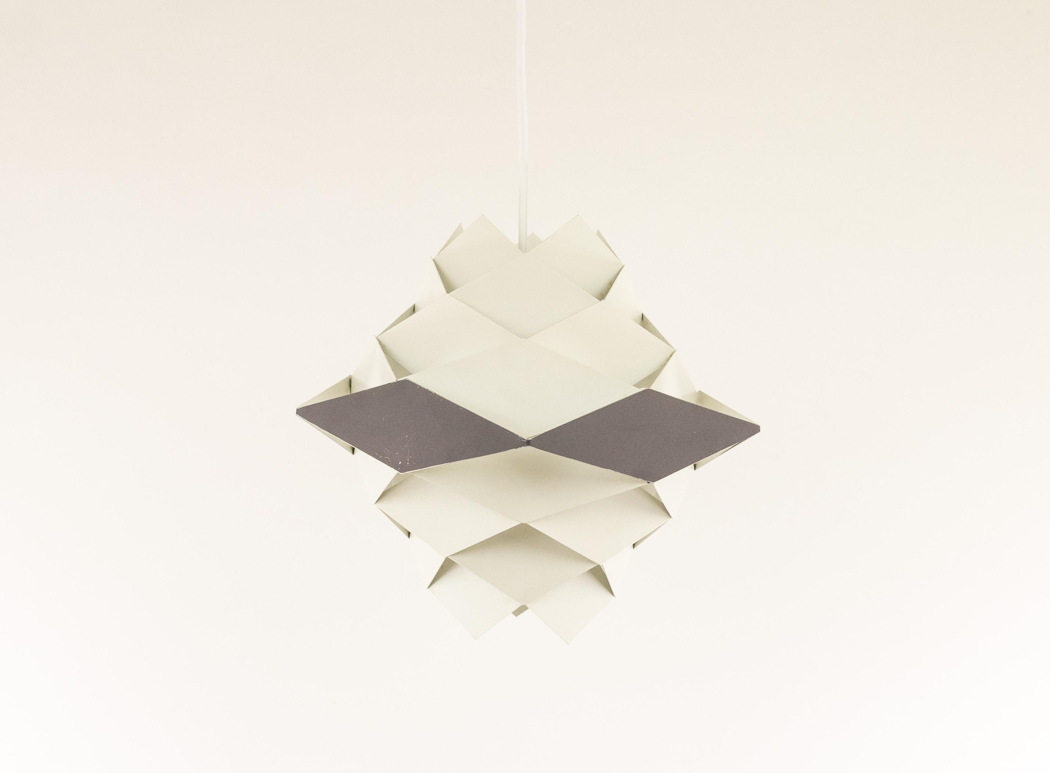 Rare midcentury Symfoni pendant designed by Preben Dahl in the 1960s and produced by lighting manufacturer Hans Følsgaard Belysning.

The lamp is part of the Symfoni lighting series, consisting of ceiling lights and pendants made of white and