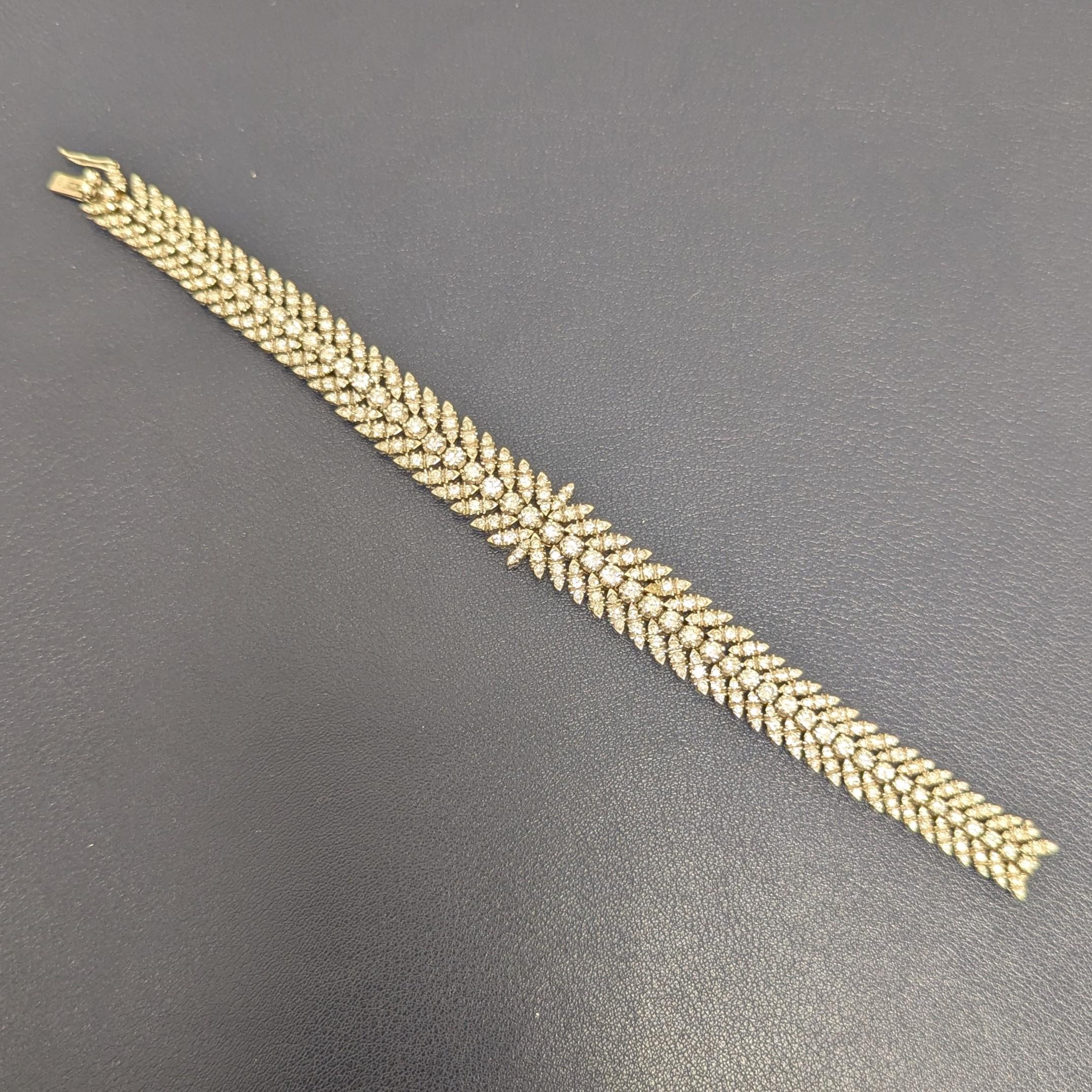 Femenino o masculino Symmetrical Multirow Diamond Cluster Bracelet en venta