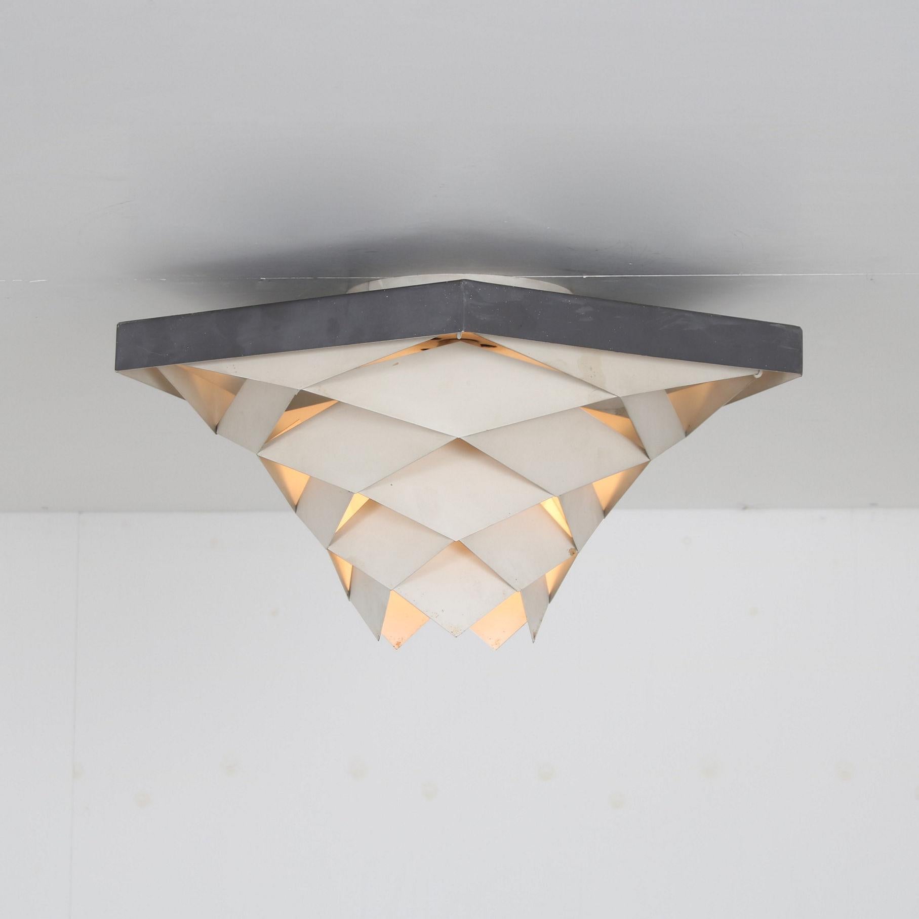 “Sympfoni” Ceiling Lamp by Preben Dahl for Hans Folsgaard, Denmark 1960 In Good Condition For Sale In Amsterdam, NL