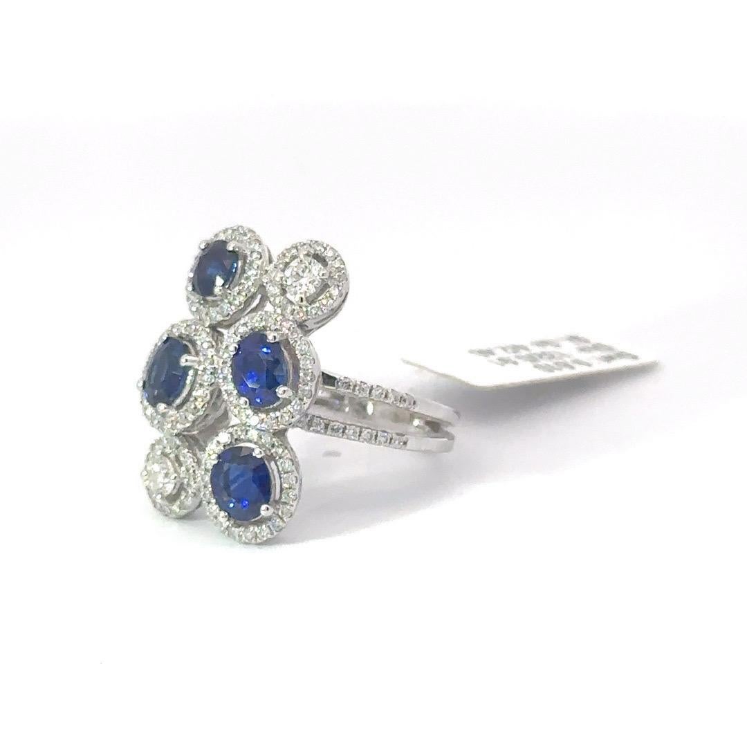 Modern Symphonic Azure: The Extended Sapphire Ring For Sale