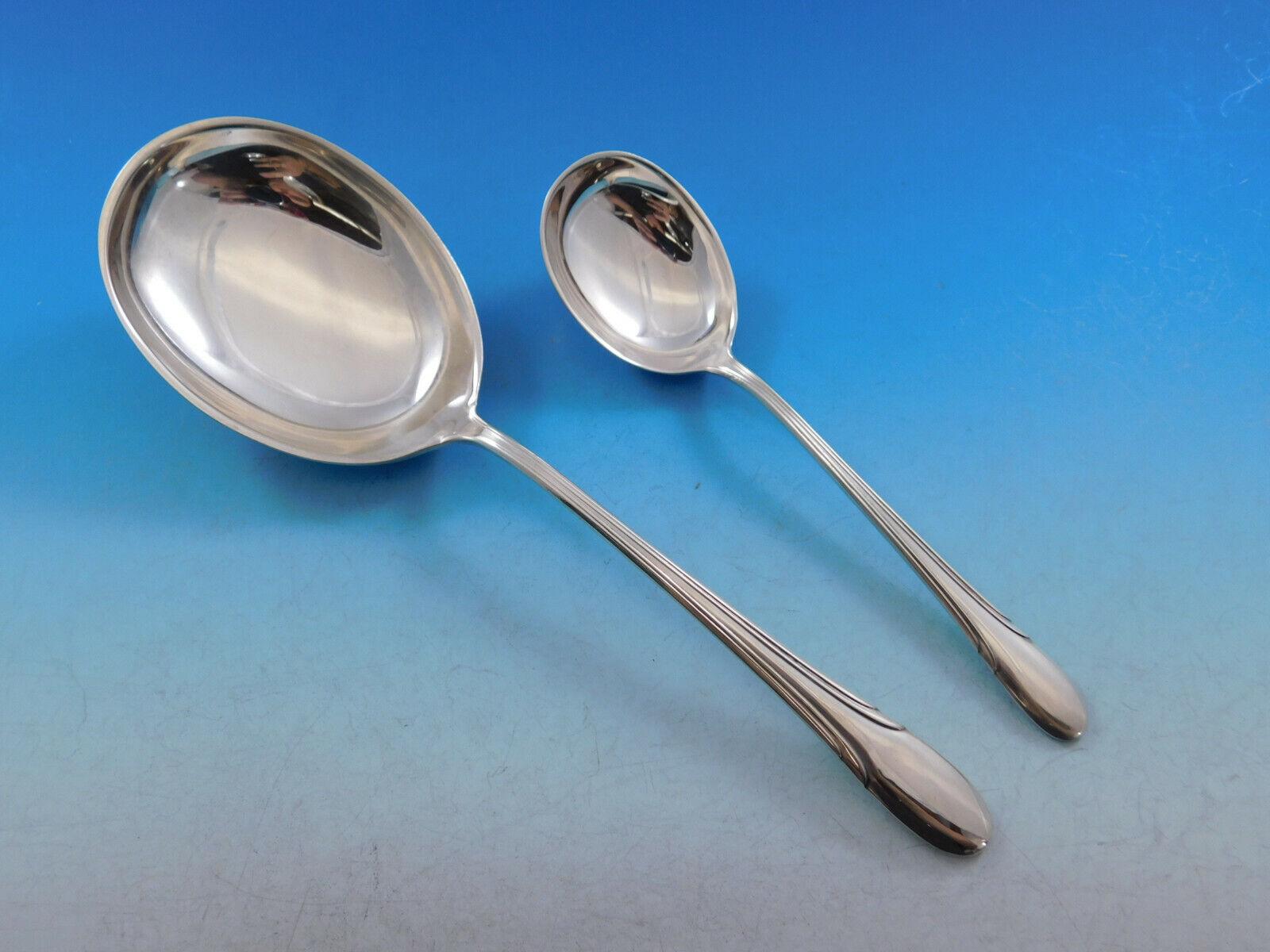 20ième siècle Ensemble de couverts en argent sterling pour 8 personnes 85 pièces, taille dîner Symphony par Towle en vente