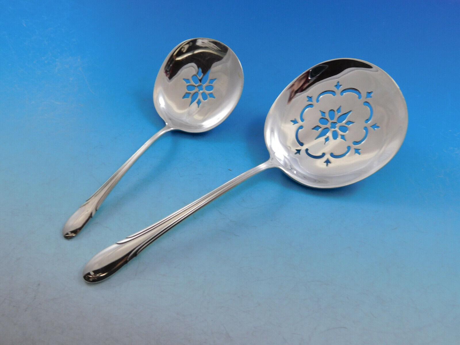 Ensemble de couverts en argent sterling pour 8 personnes 85 pièces, taille dîner Symphony par Towle en vente 2