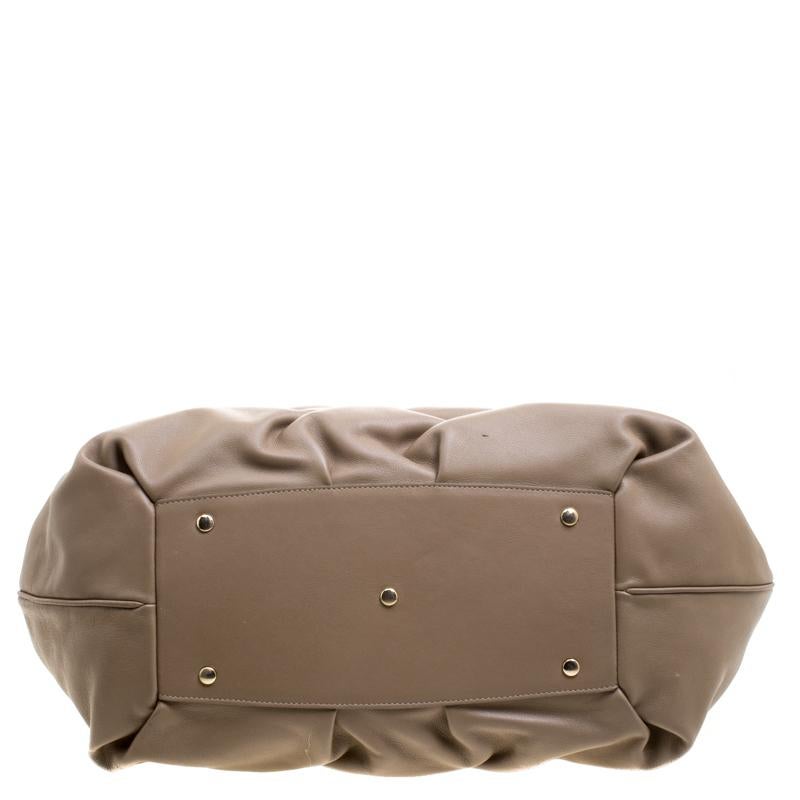 Symthson Beige Leather Nancy Top Handle Bag In Good Condition For Sale In Dubai, Al Qouz 2