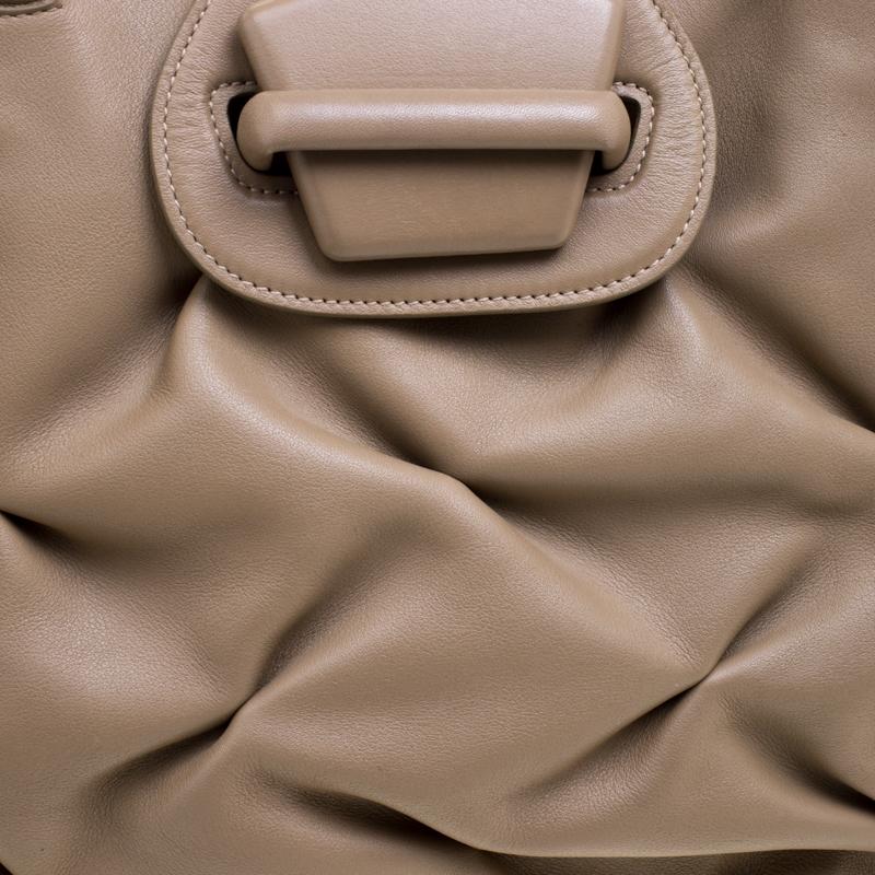 Symthson Nancy Top Handle Tasche aus beigefarbenem Leder im Angebot 1