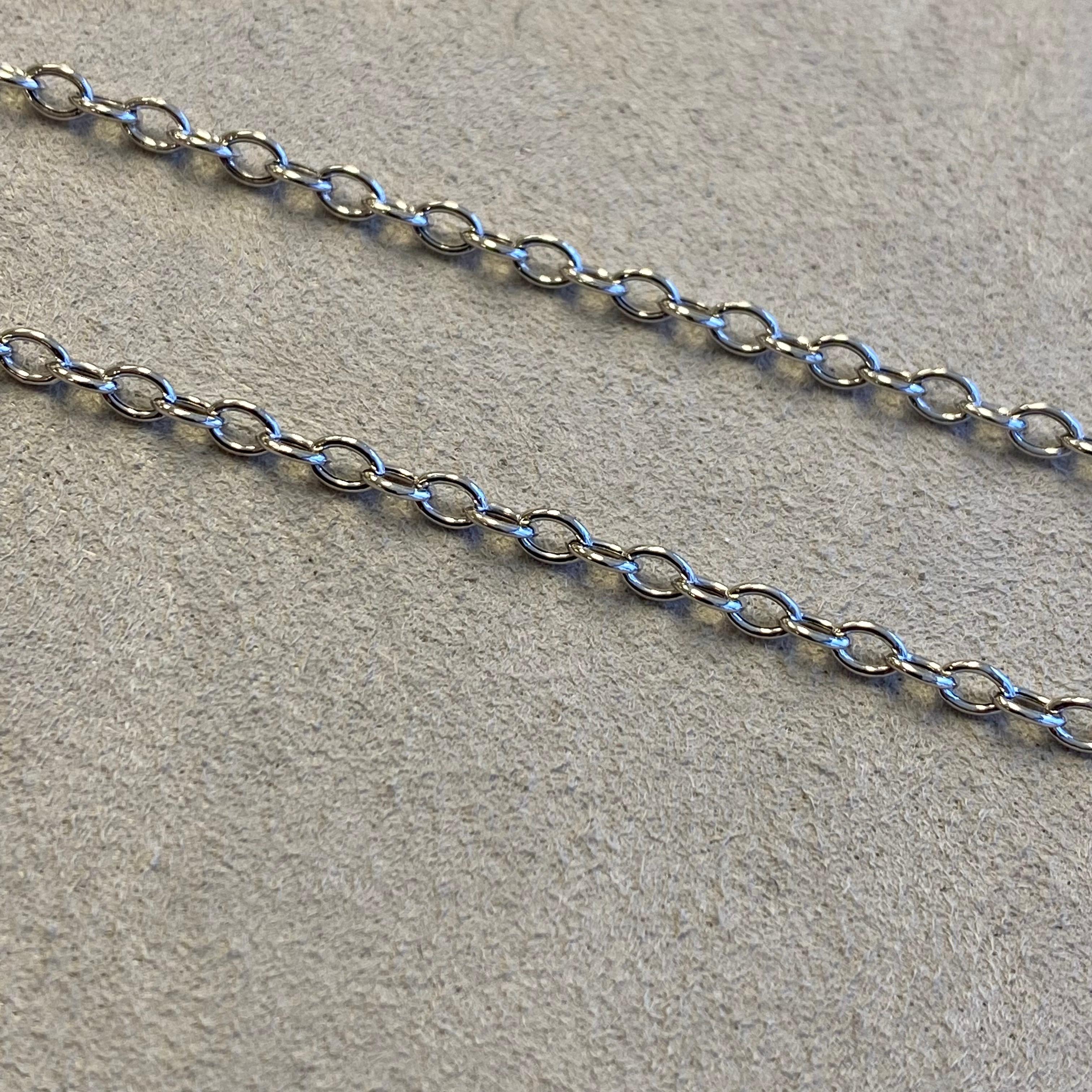 Syna 18 Karat White Gold Thin Link Chain In New Condition For Sale In Fort Lee, NJ