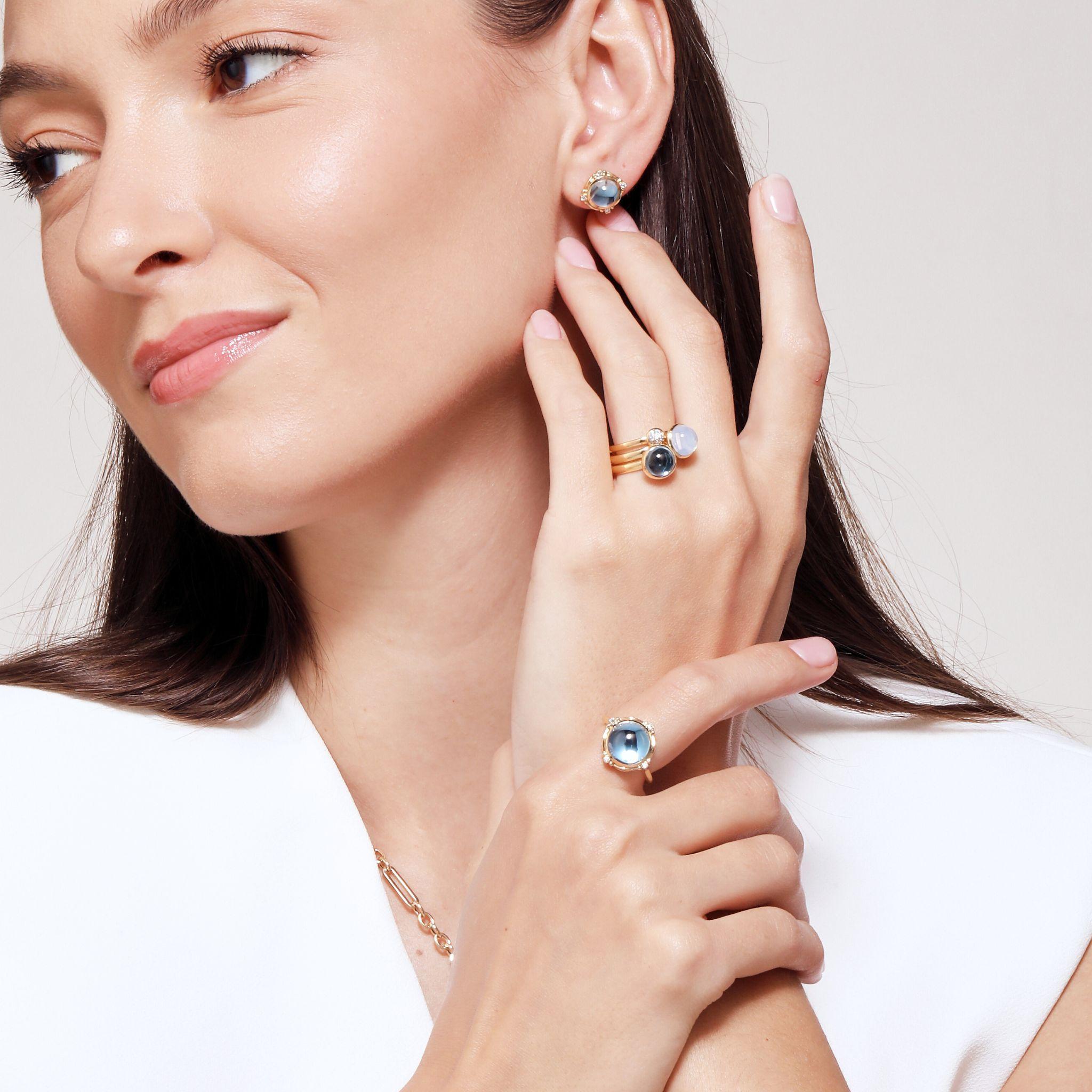Syna Gelbgoldring mit blauem Topas und Diamanten (Zeitgenössisch) im Angebot