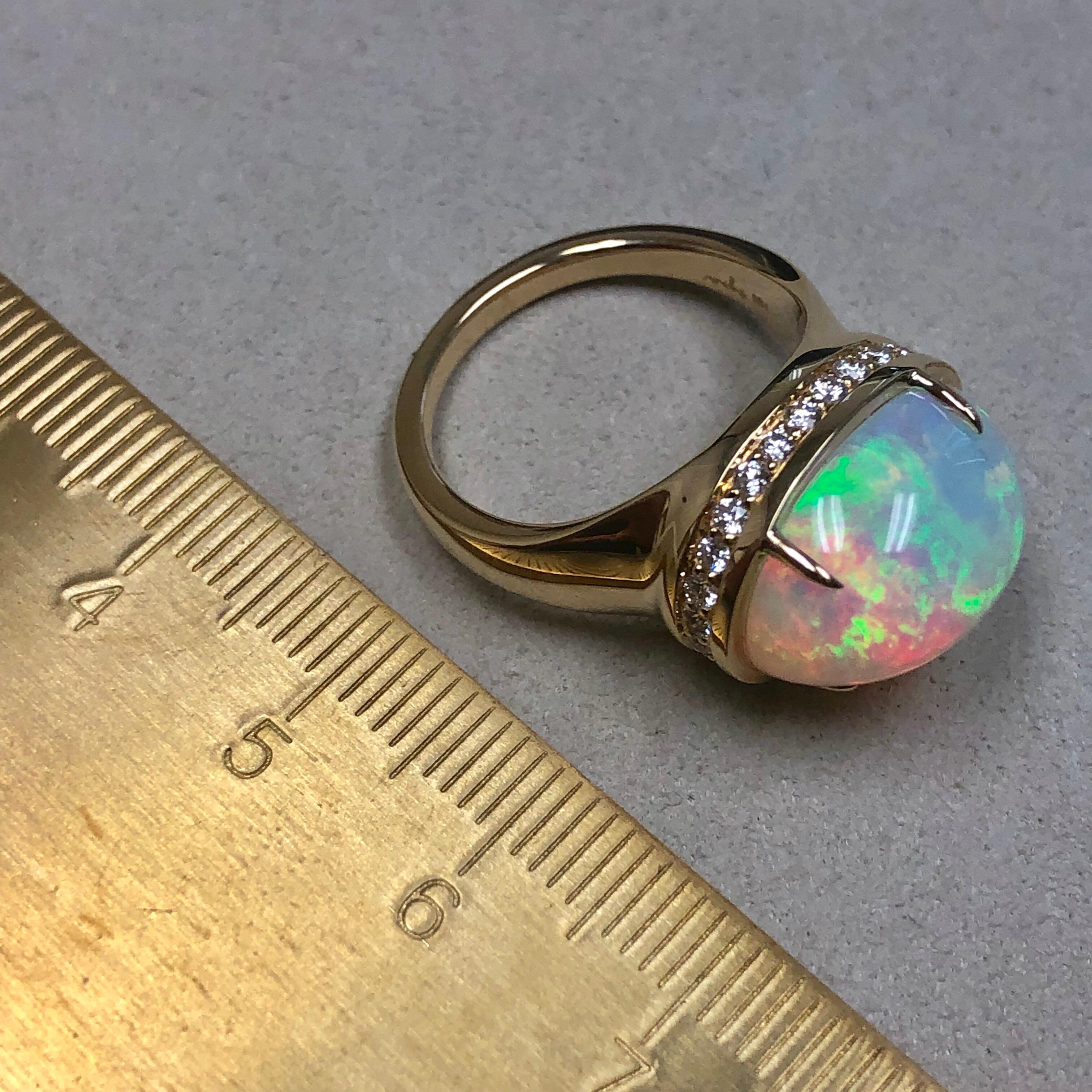 Syna Bague en or jaune et opale d'Éthiopie avec diamants champagne en vente 1