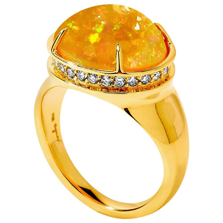 opale d'Ethiopie avec jeu de couleurs - Atrium Gems