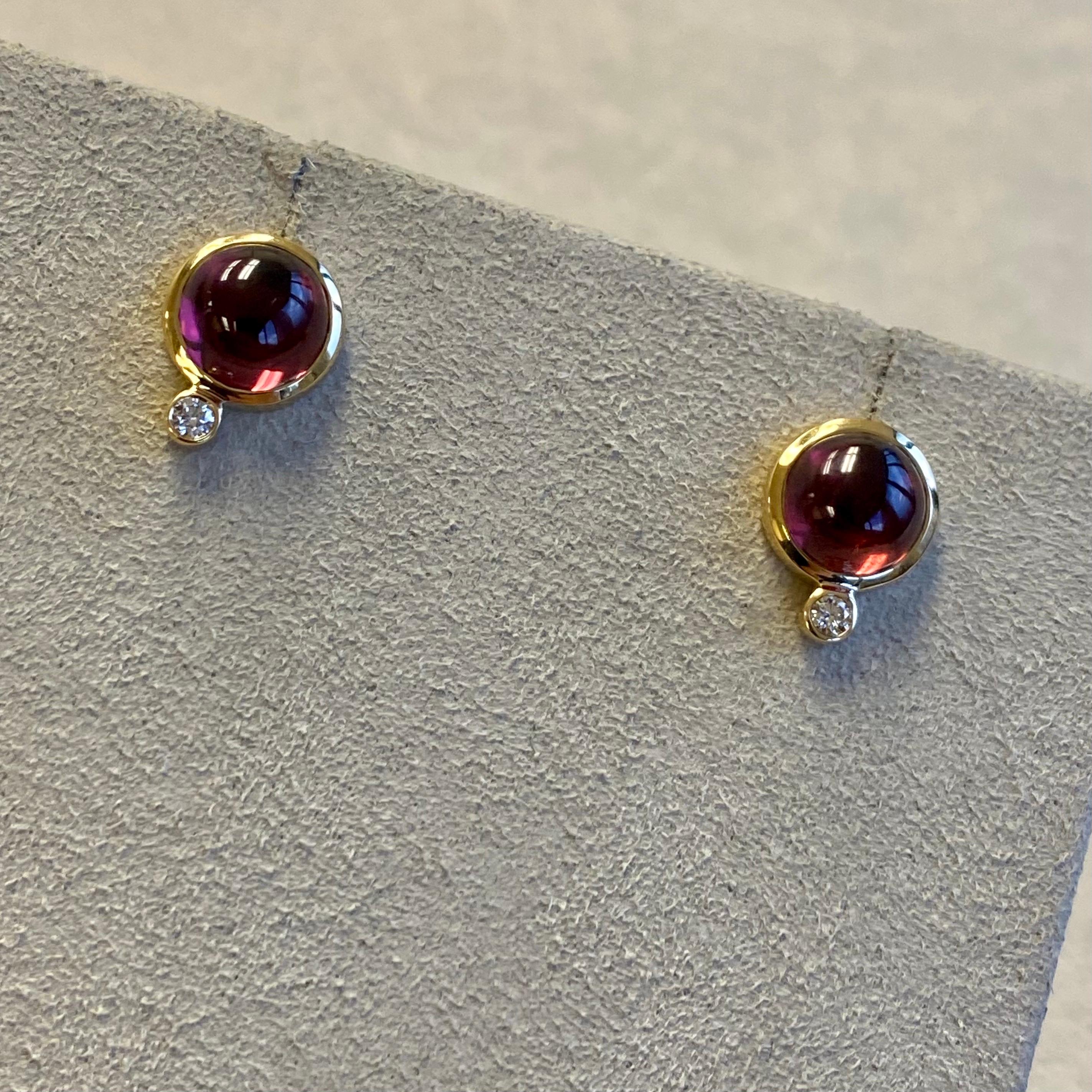 Syna Garnet Yellow Gold Baubles Earrings with Diamonds In New Condition For Sale In Fort Lee, NJ
