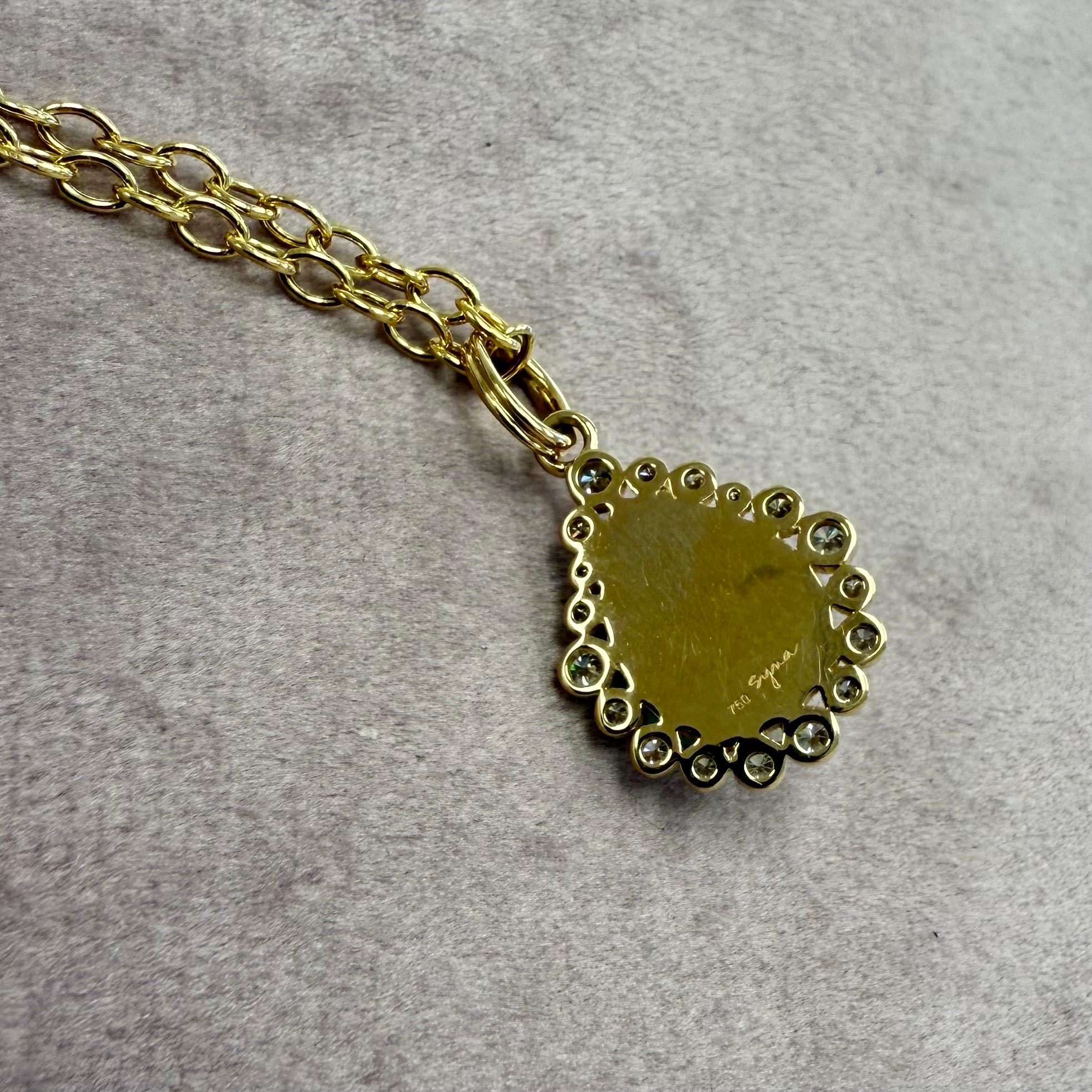 Taglio misto Syna Limited Edition Yellow Gold Emerald Tear Drop Pendant with Diamonds in vendita