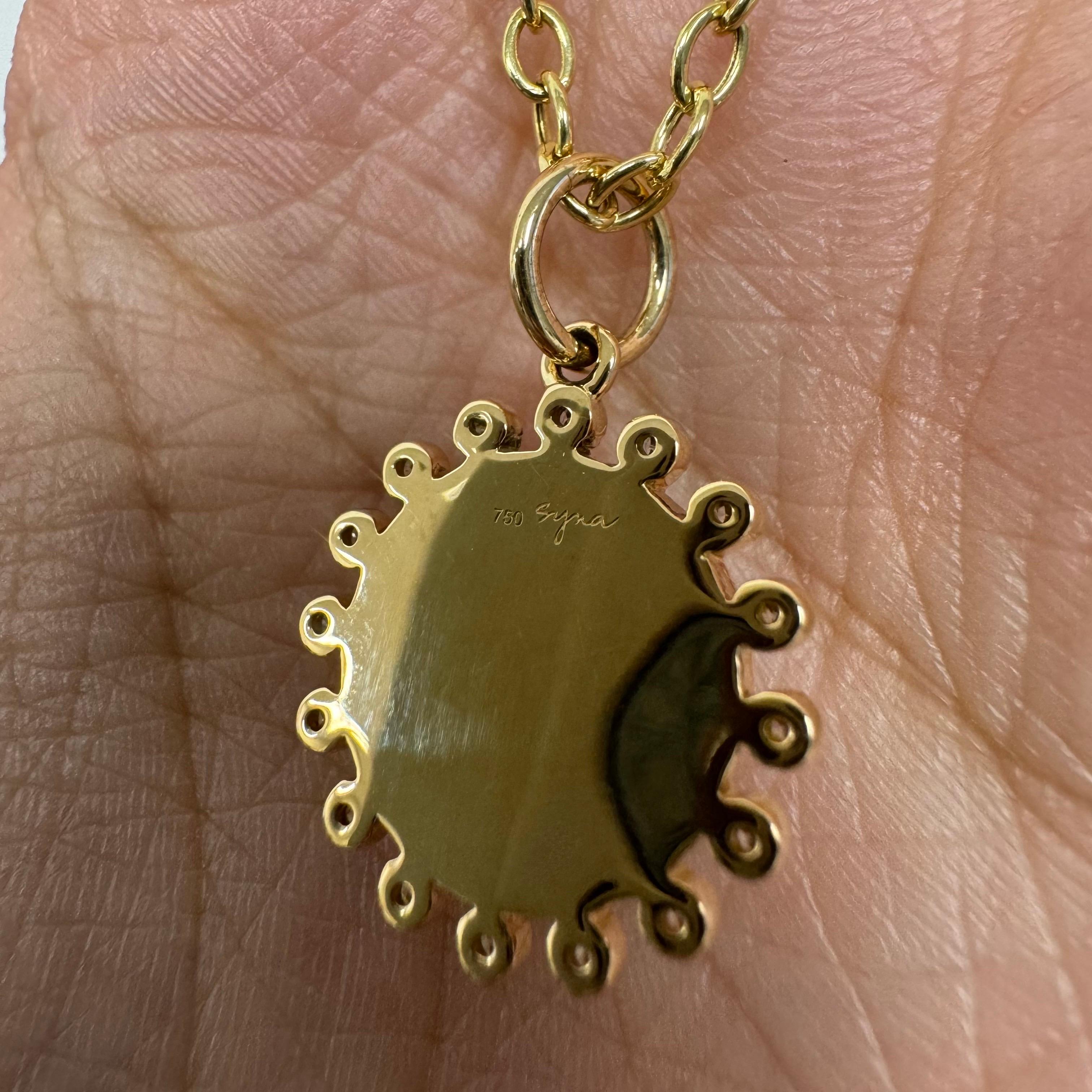Syna Limited Edition Yellow Gold Moon Quartz Exotic Pendant with Diamonds Neuf - En vente à Fort Lee, NJ