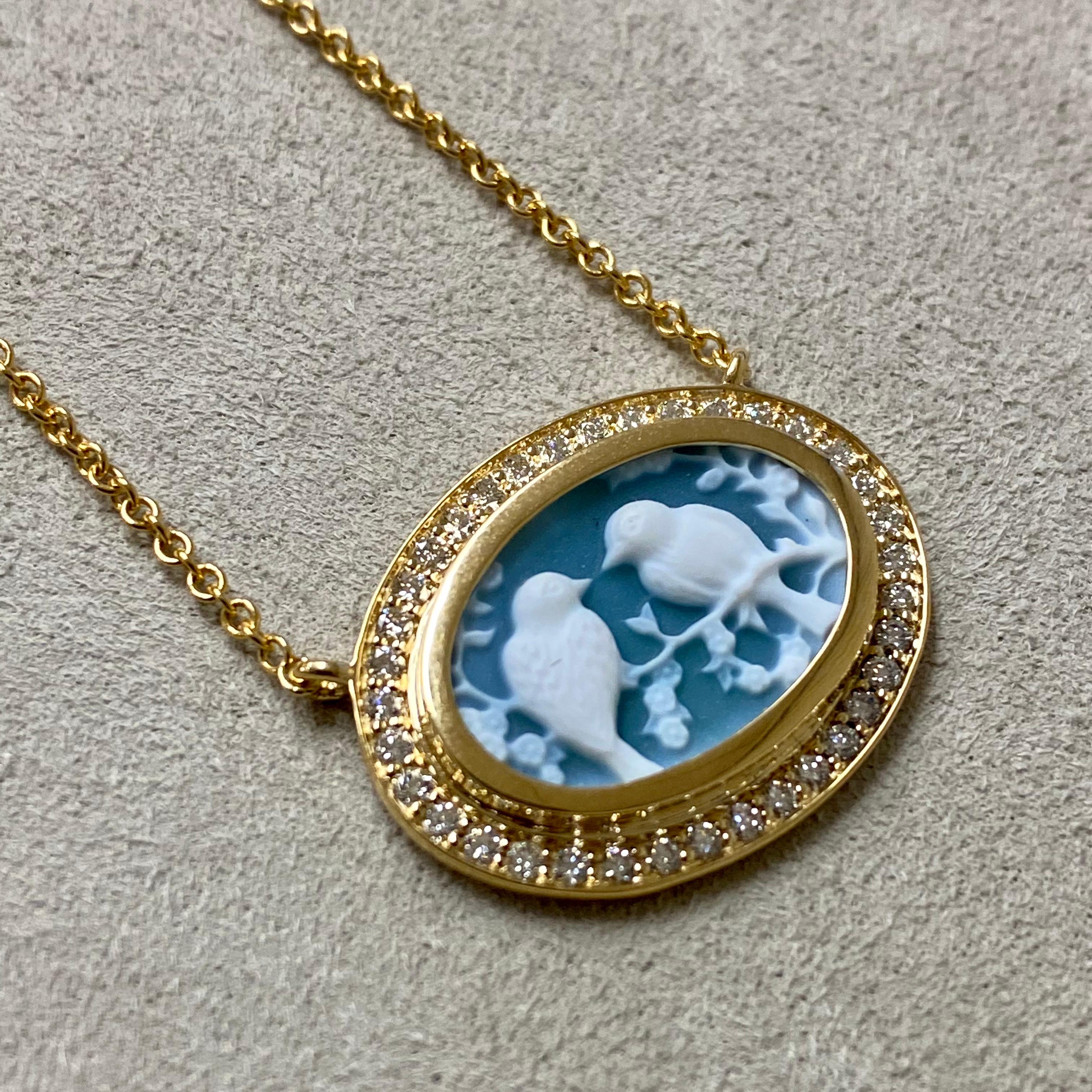 Mixed Cut Syna Love Birds Cameo Yellow Gold Necklace with Diamonds