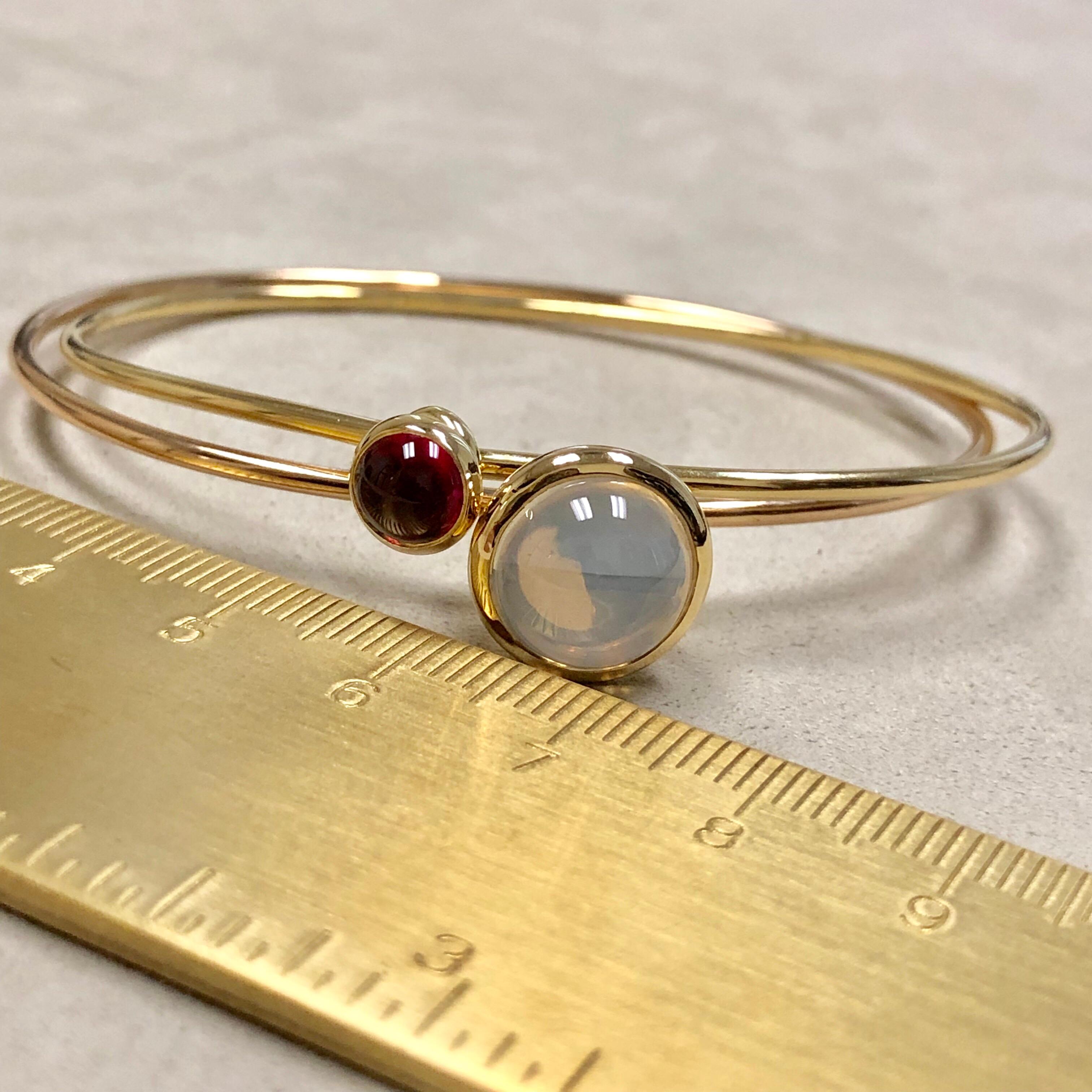 Paire de bracelets empilables Syna Moon en or jaune, quartz et rubellite en vente 6