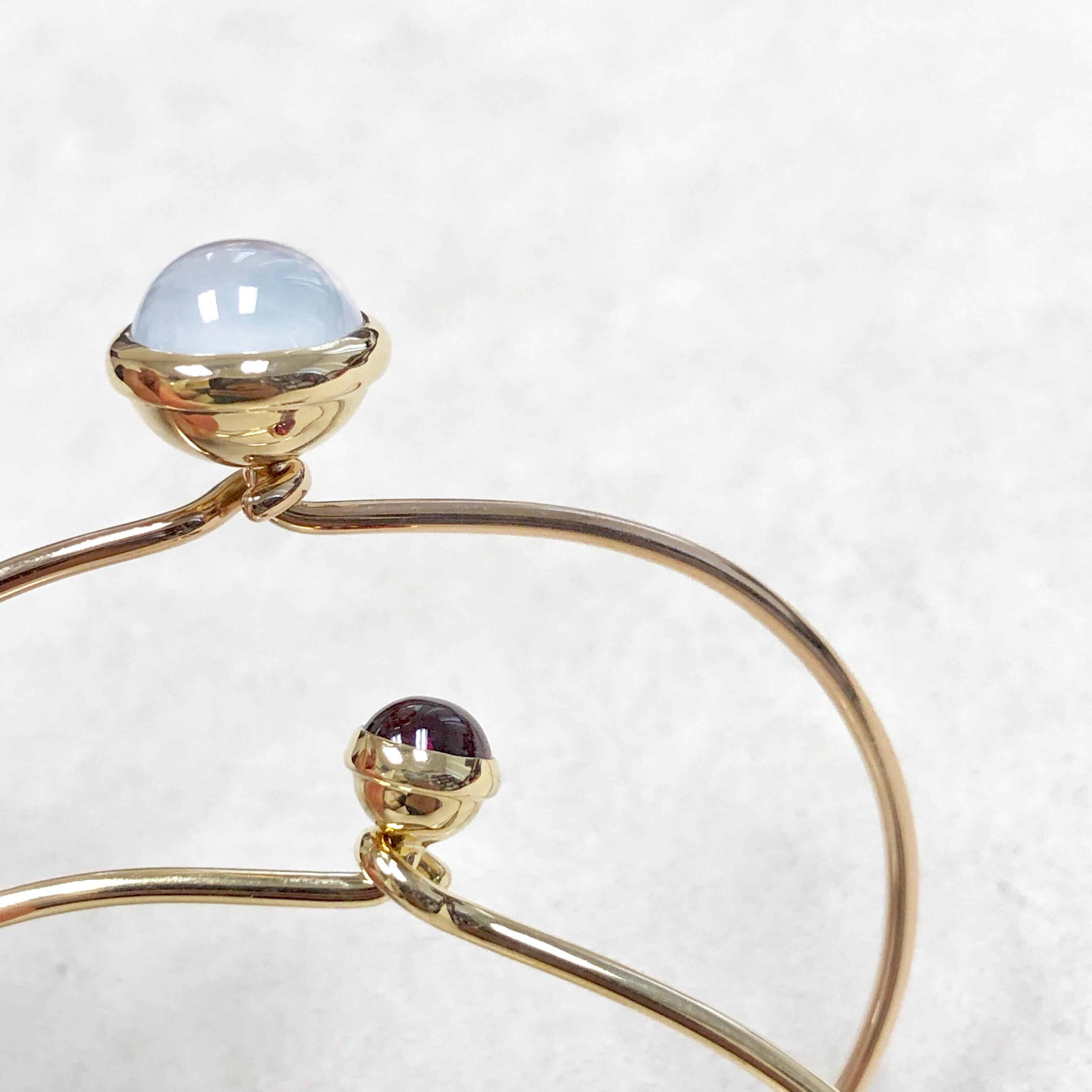 Paire de bracelets empilables Syna Moon en or jaune, quartz et rubellite en vente 2