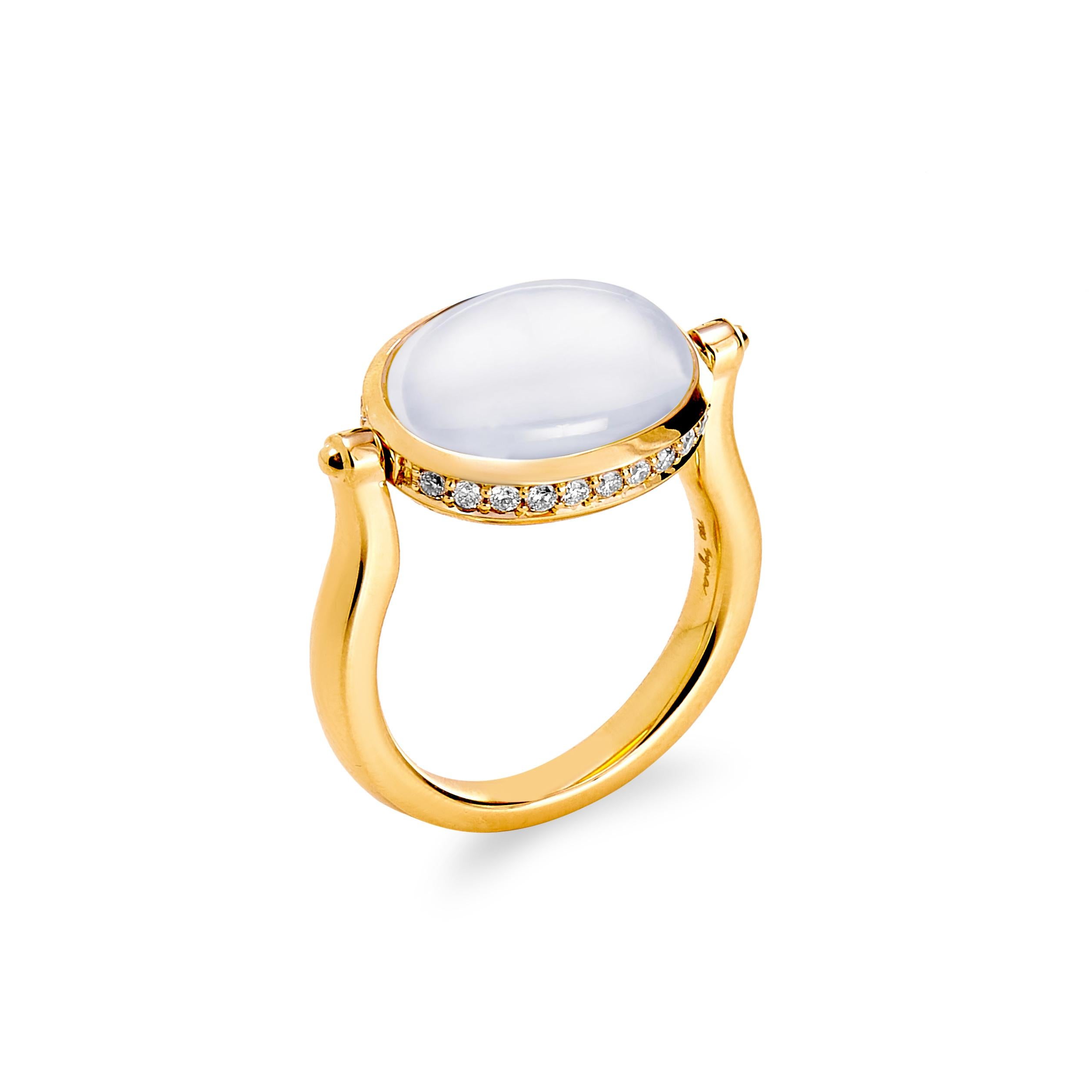 Round Cut Syna Moon Quartz Yellow Gold Swivel Ring with Diamonds For Sale