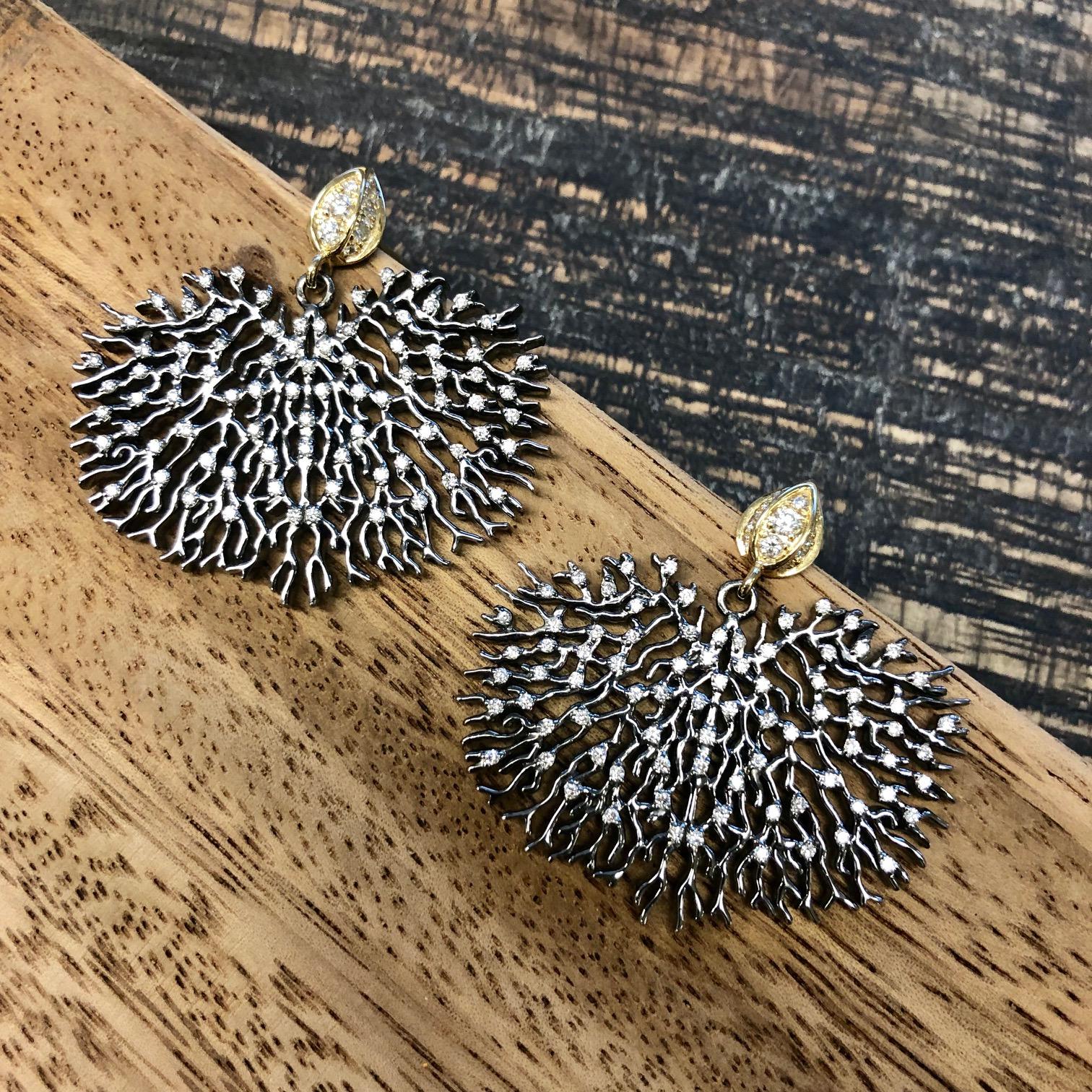 Syna Oxidized Silver and Yellow Gold Coral Reef Earrings with Diamonds For Sale 2
