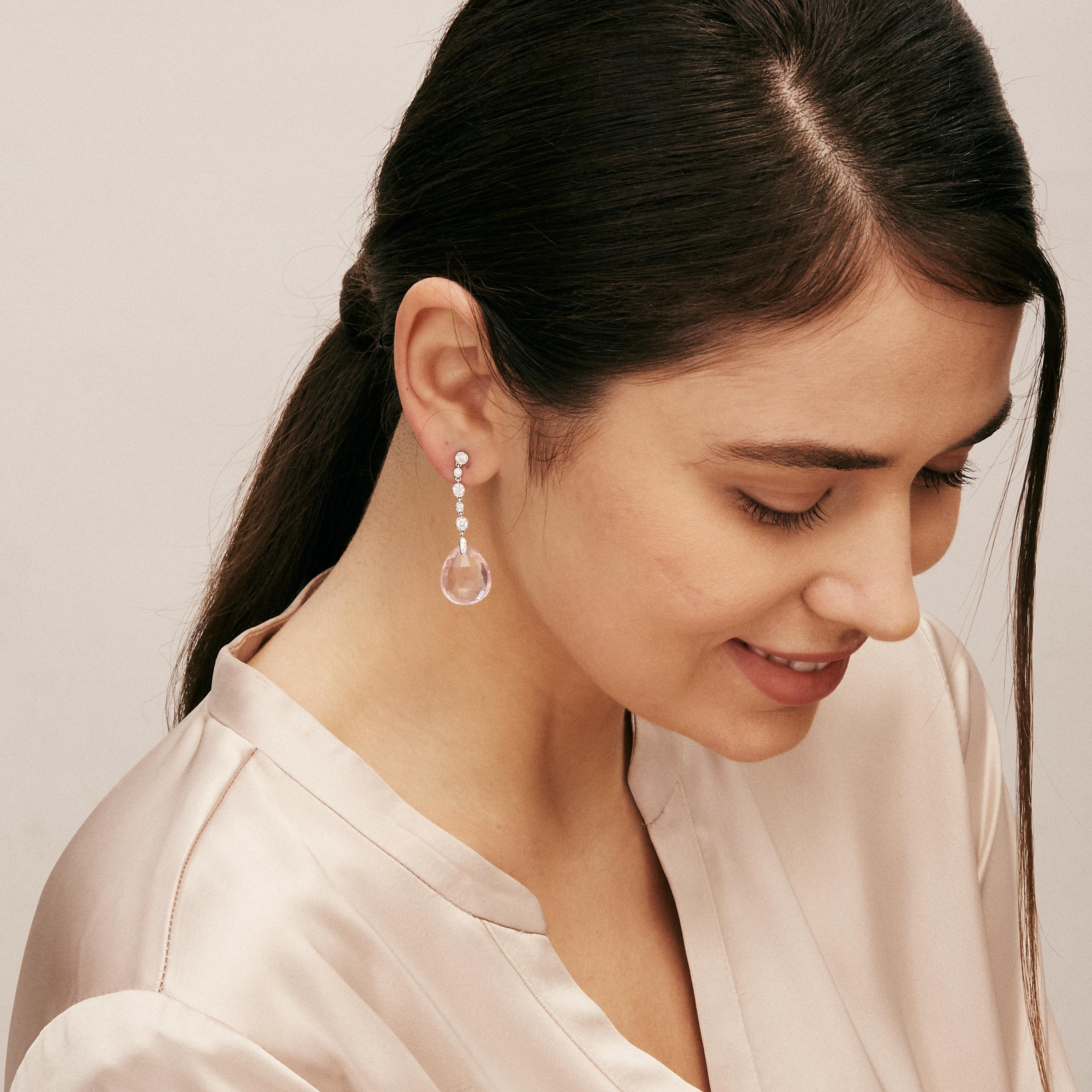 Created in 18 karat white gold
Rose quartz flat briolette 
Diamonds 0.77 carat approx.
Post backs for pierced ears
Limited edition

Sparkle and shine at every angle with our exclusive and limited edition Candy Blue Topaz and Lemon Quartz Sugarloaf