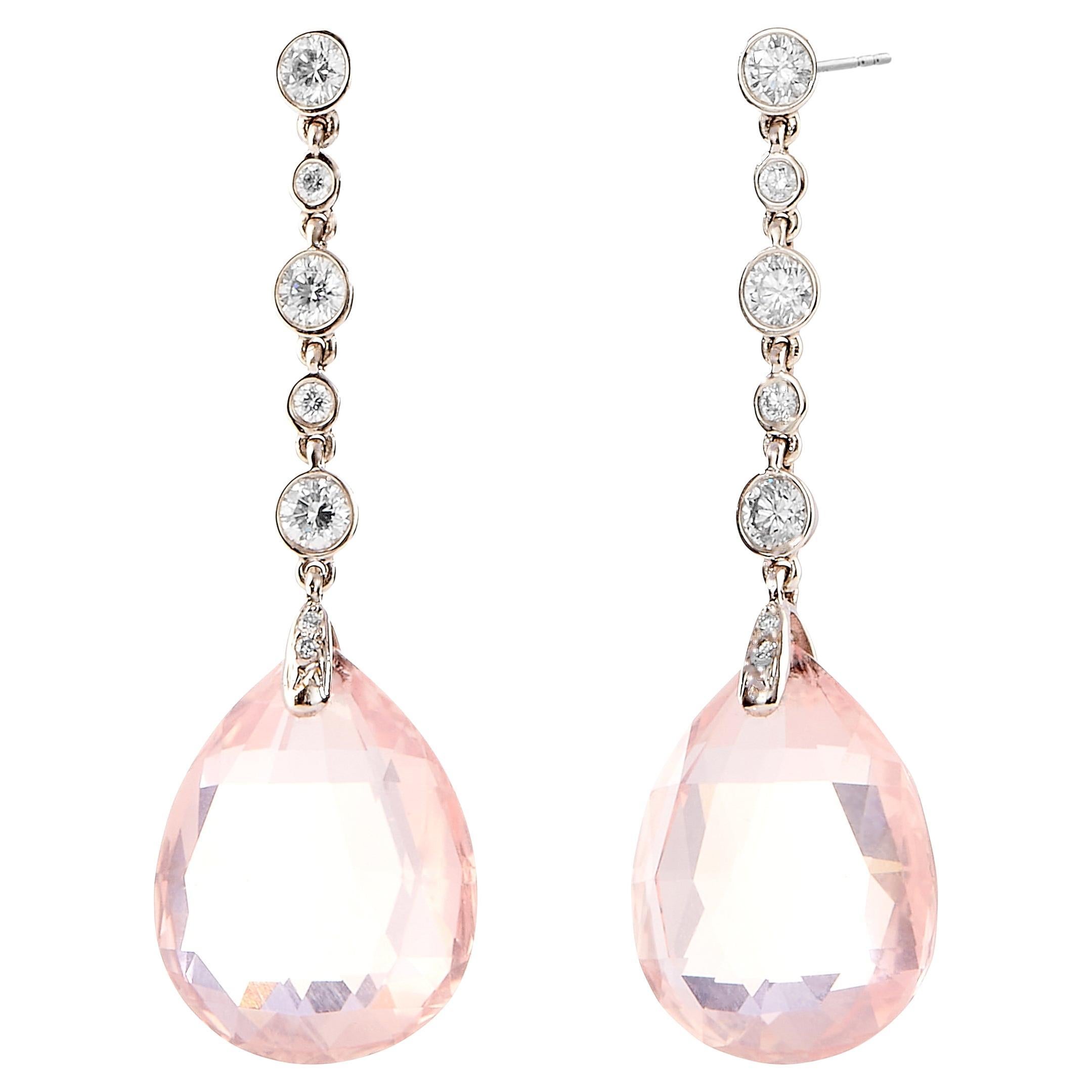 Syna Boucles d'oreilles en or blanc avec briolette en quartz rose et diamants, édition limitée