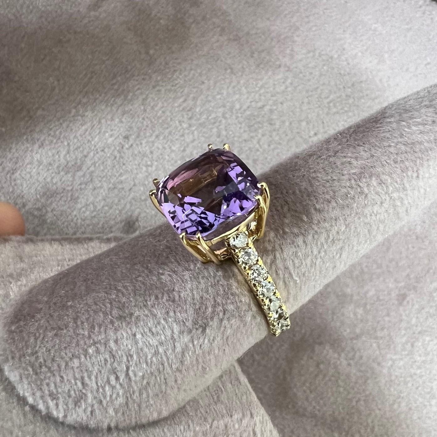 Contemporary Syna Yellow Gold Amethyst Cushion Ring with Diamonds For Sale