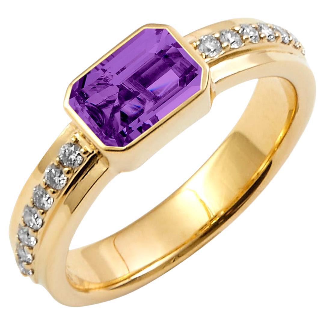Syna Yellow Gold Amethyst Ring with Diamonds For Sale
