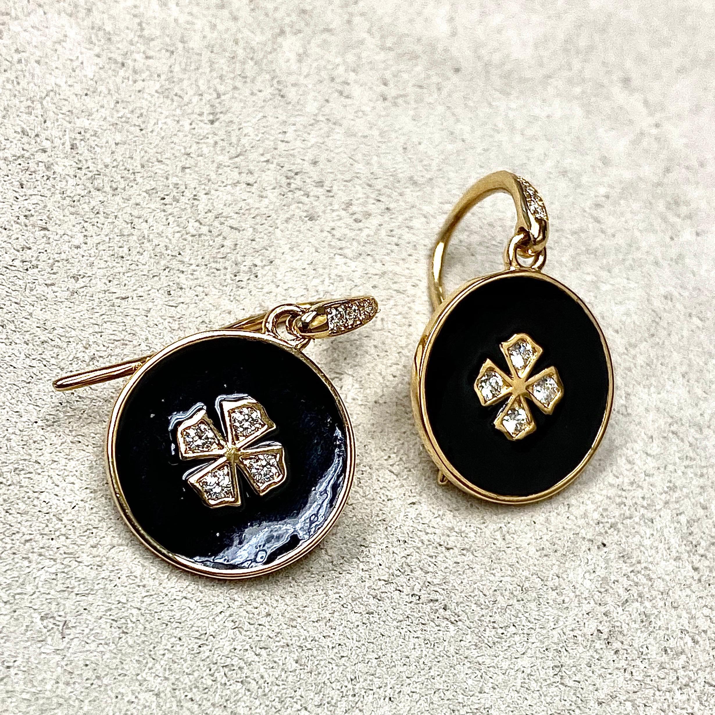 Created in 18 karat yellow gold
Champagne diamonds 0.15 ct
Black enamel
Limited edition


About the Designers

Drawing inspiration from little things, Dharmesh & Namrata Kothari have created an extraordinary and refreshing collection of luxurious
