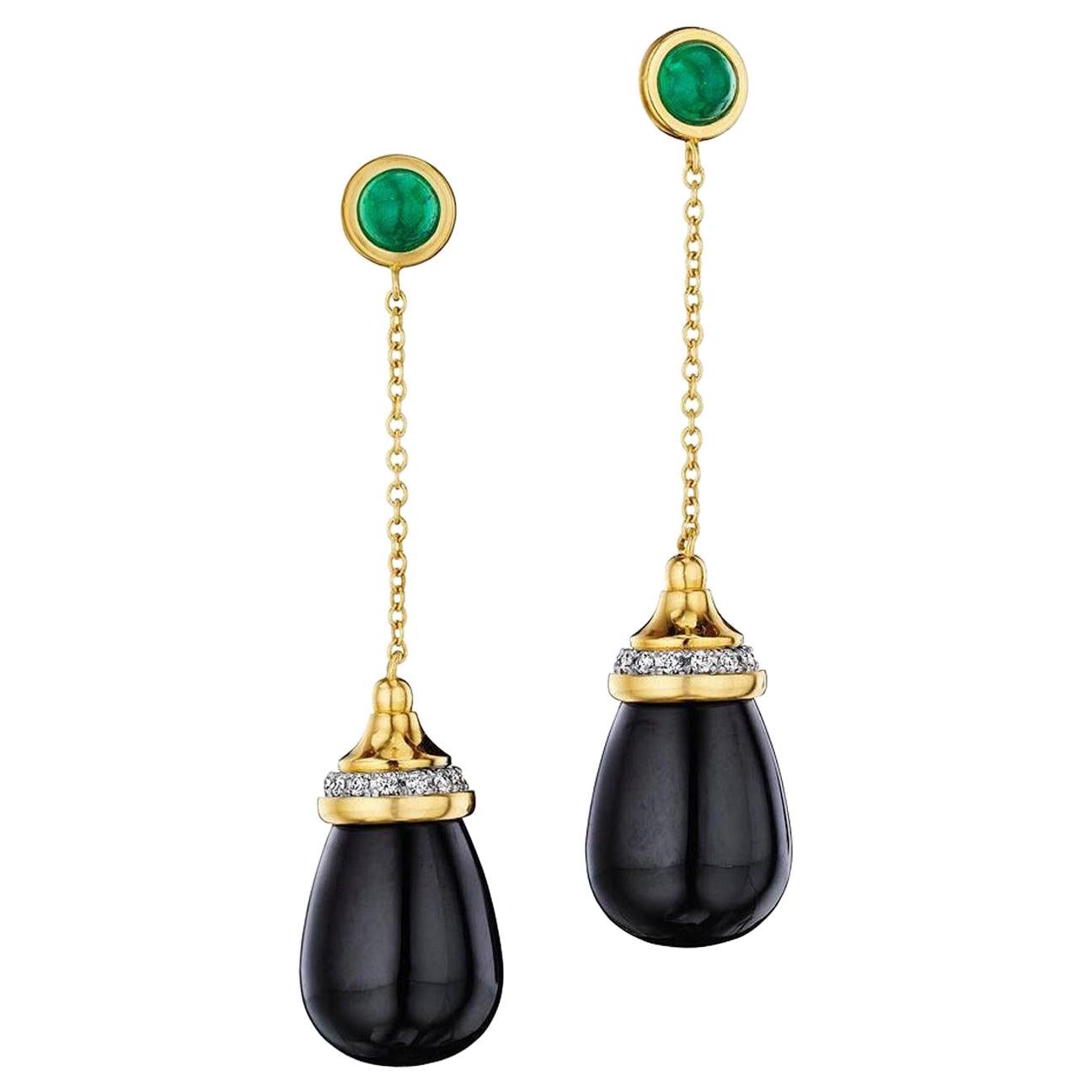 Pendientes de cadena con gota de ónix negro y esmeralda Mogul de oro amarillo Syna en venta