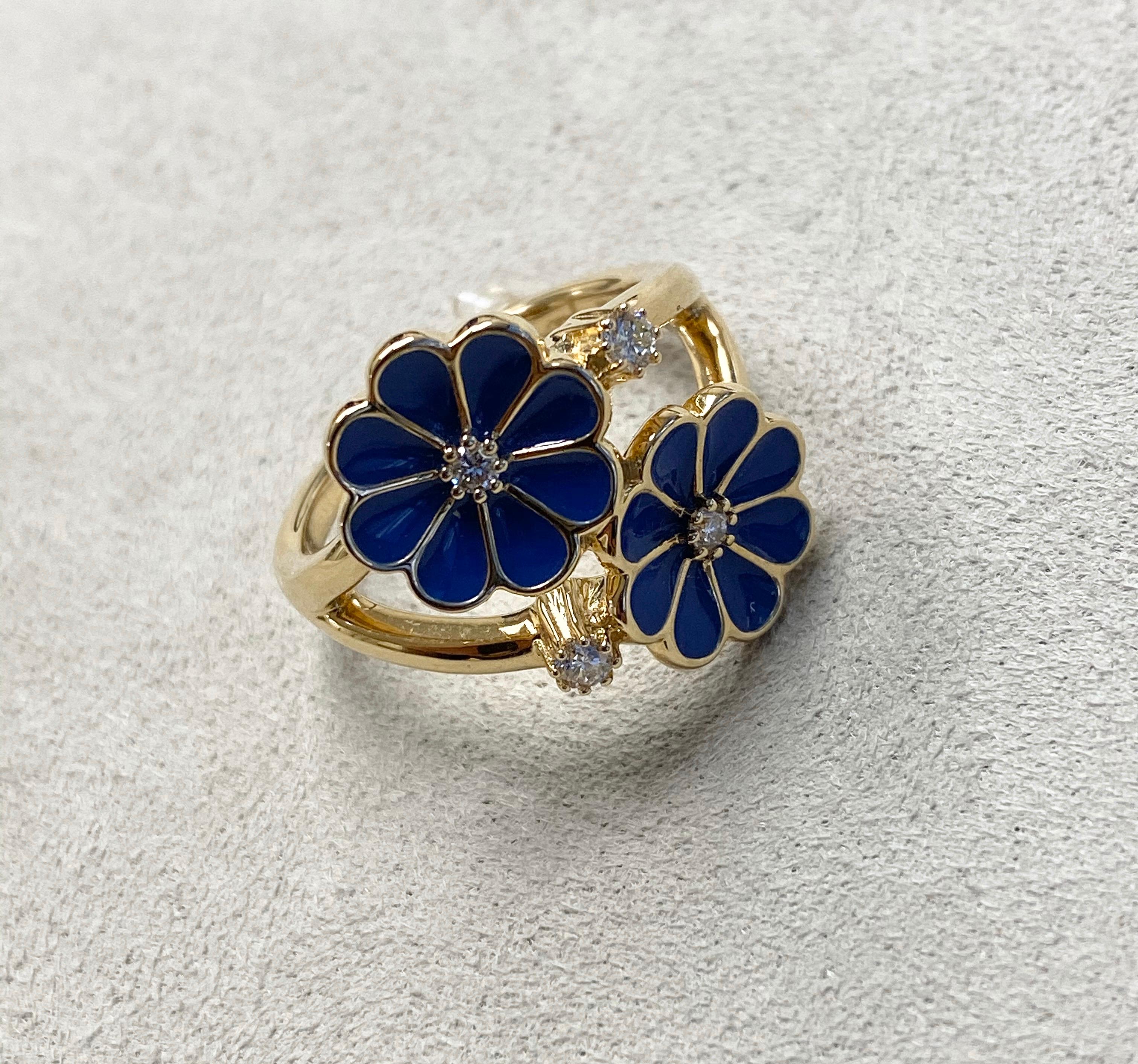 Round Cut Syna Yellow Gold Blue Enamel Ring with Champagne Diamonds