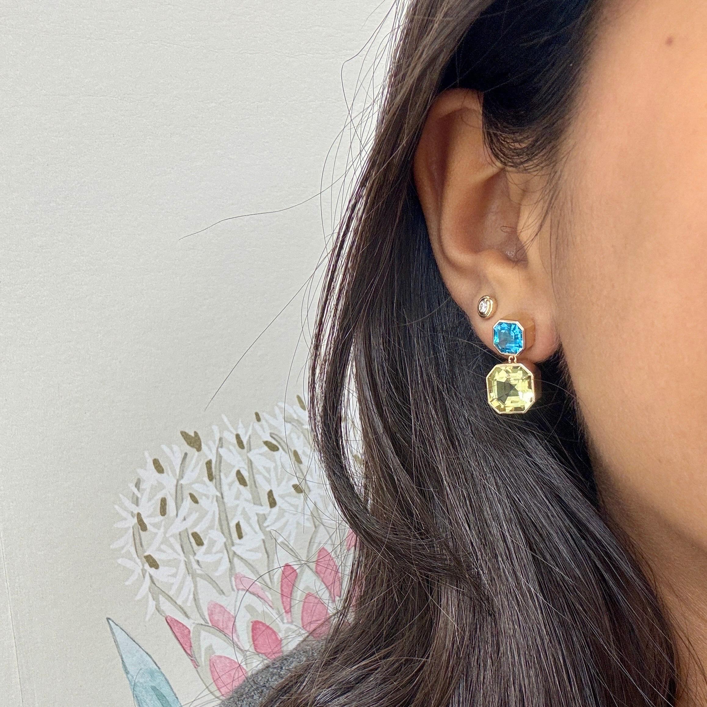 Taille coussin Syna Boucles d'oreilles en or jaune, topaze bleue et quartz citron en vente