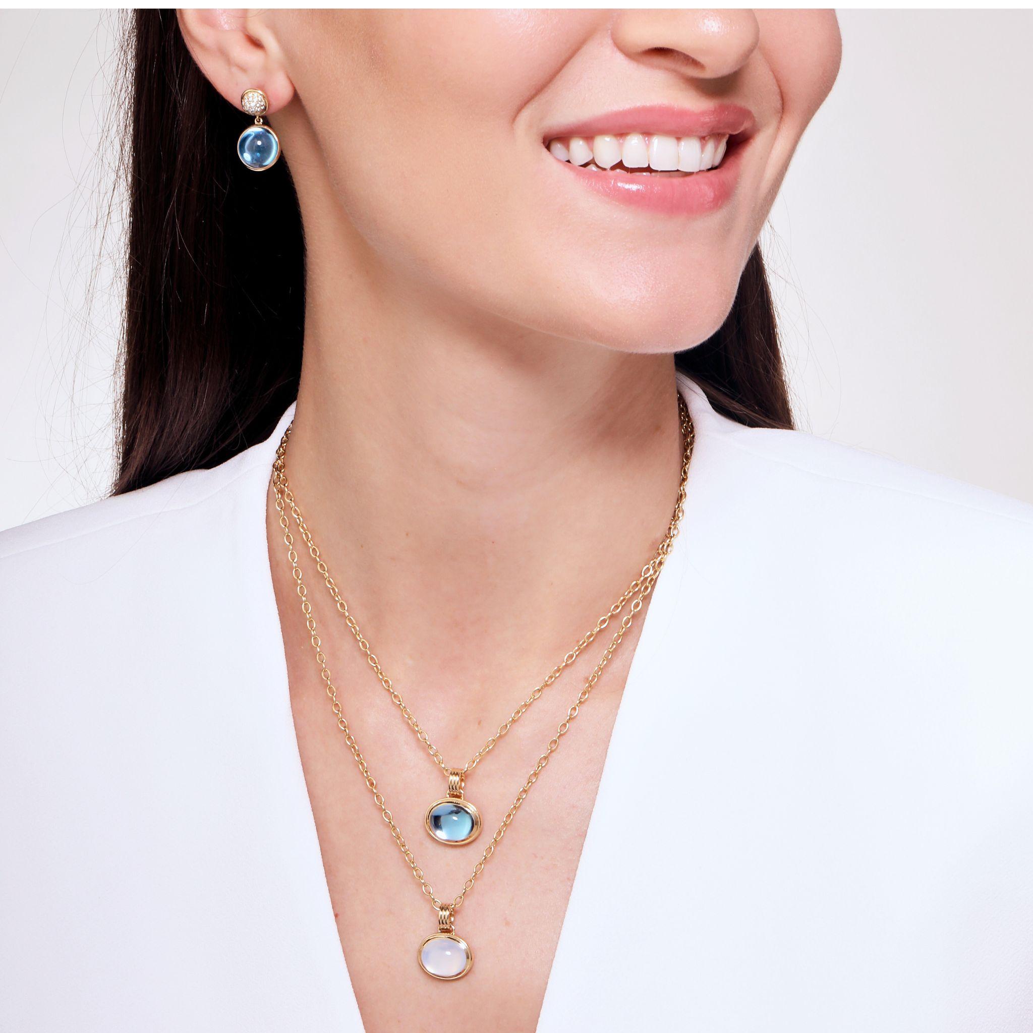 Contemporain Syna Collier à pendentif en or jaune Topaze bleue en vente