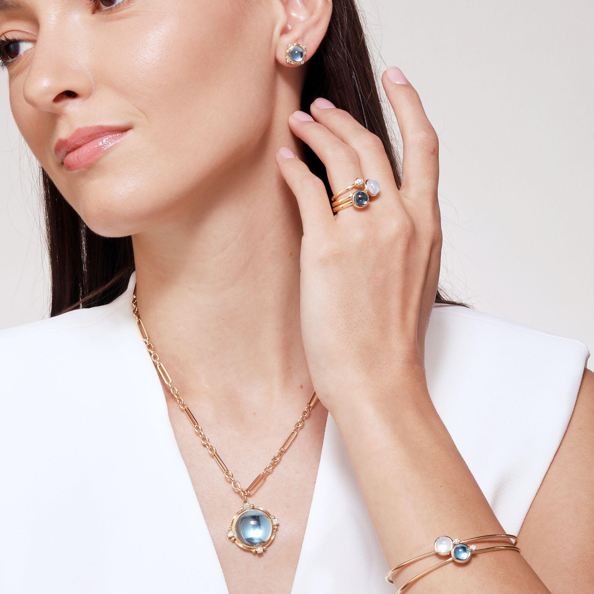 Syna Gelbgold-Anhänger mit blauem Topas und Diamanten (Zeitgenössisch) im Angebot