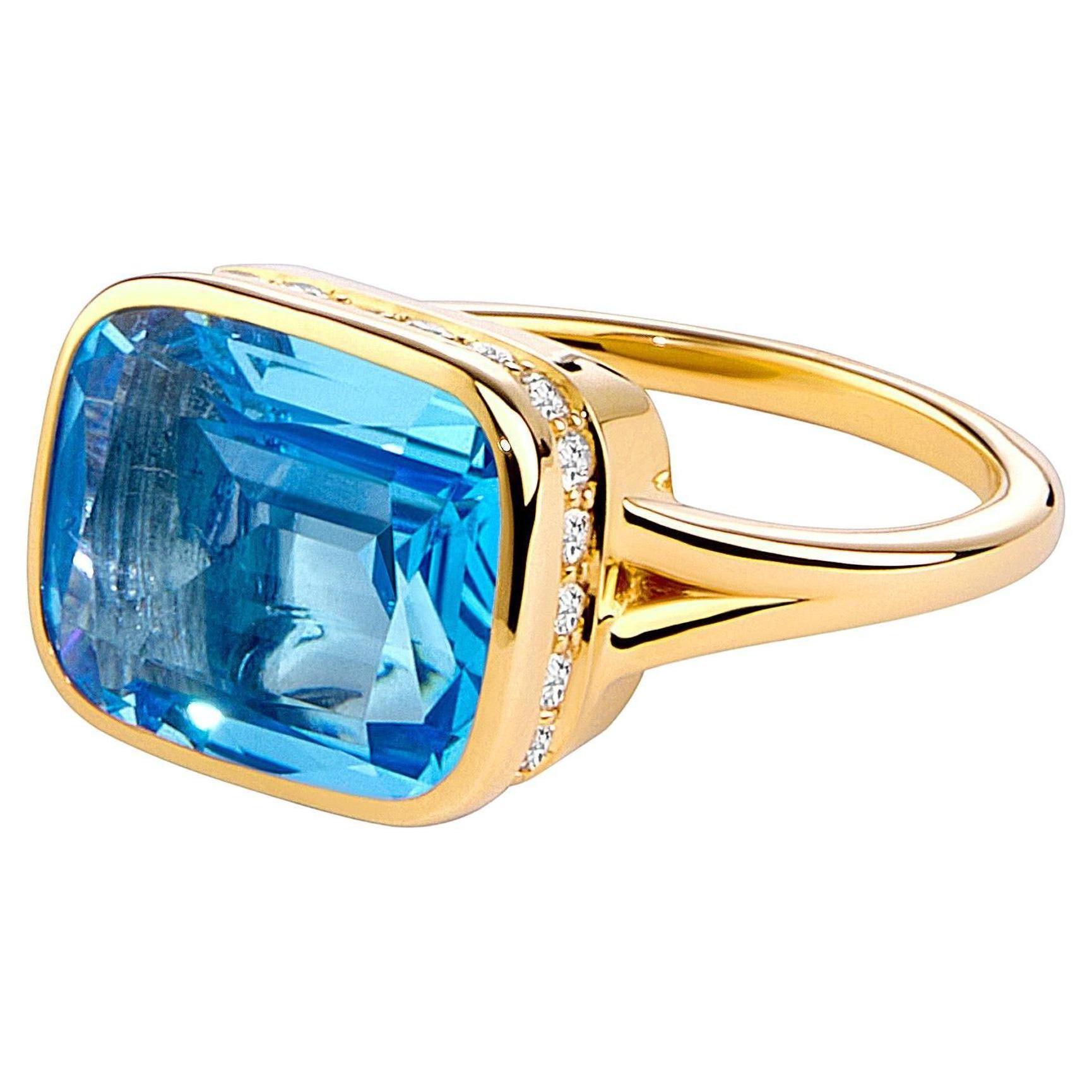 Syna Gelbgold Blauer Topas-Ring mit Diamanten im Angebot