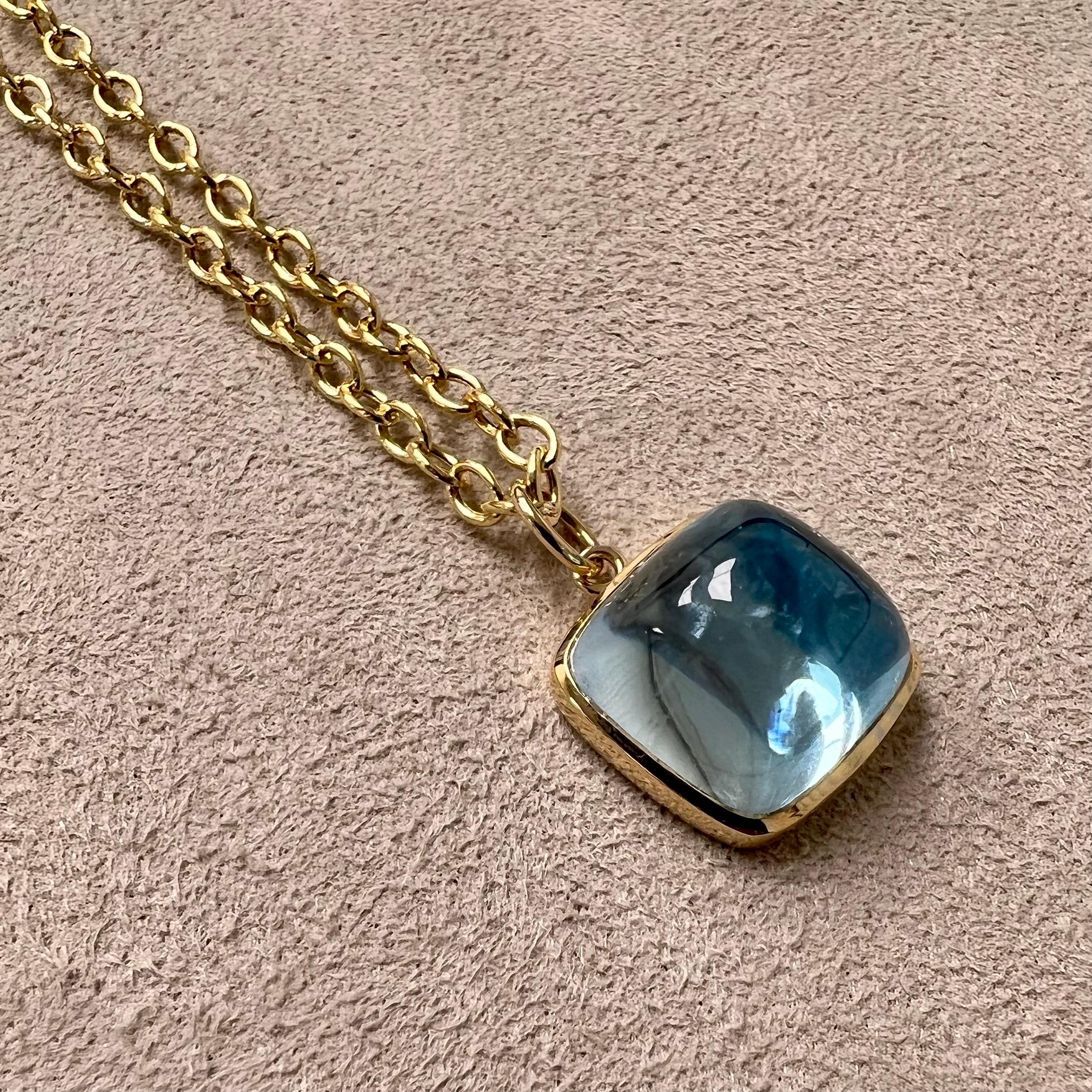 Round Cut Syna Yellow Gold Blue Topaz Sugarloaf Pendant For Sale