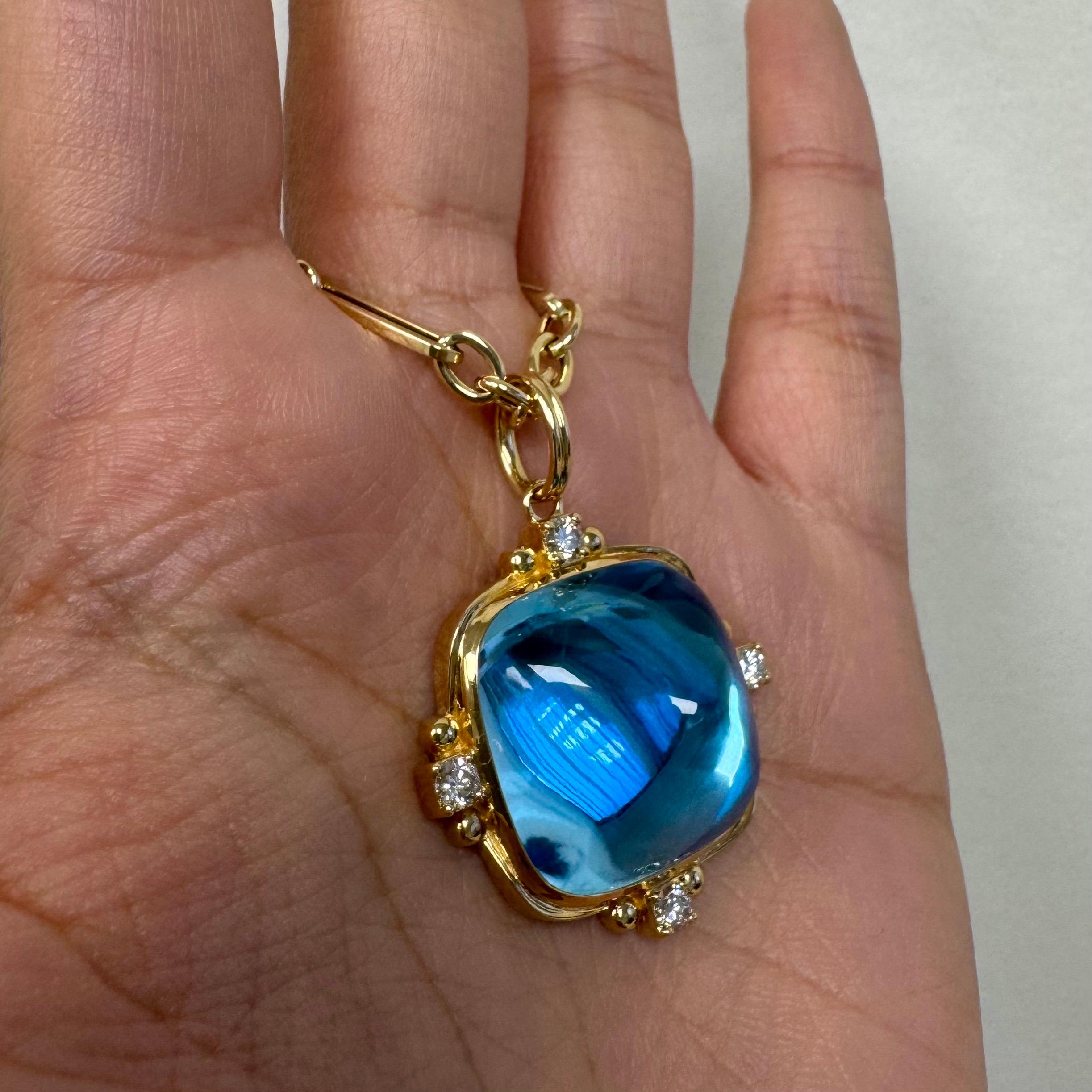 Syna Yellow Gold Blue Topaz Sugarloaf Pendant with Diamonds Pour femmes en vente