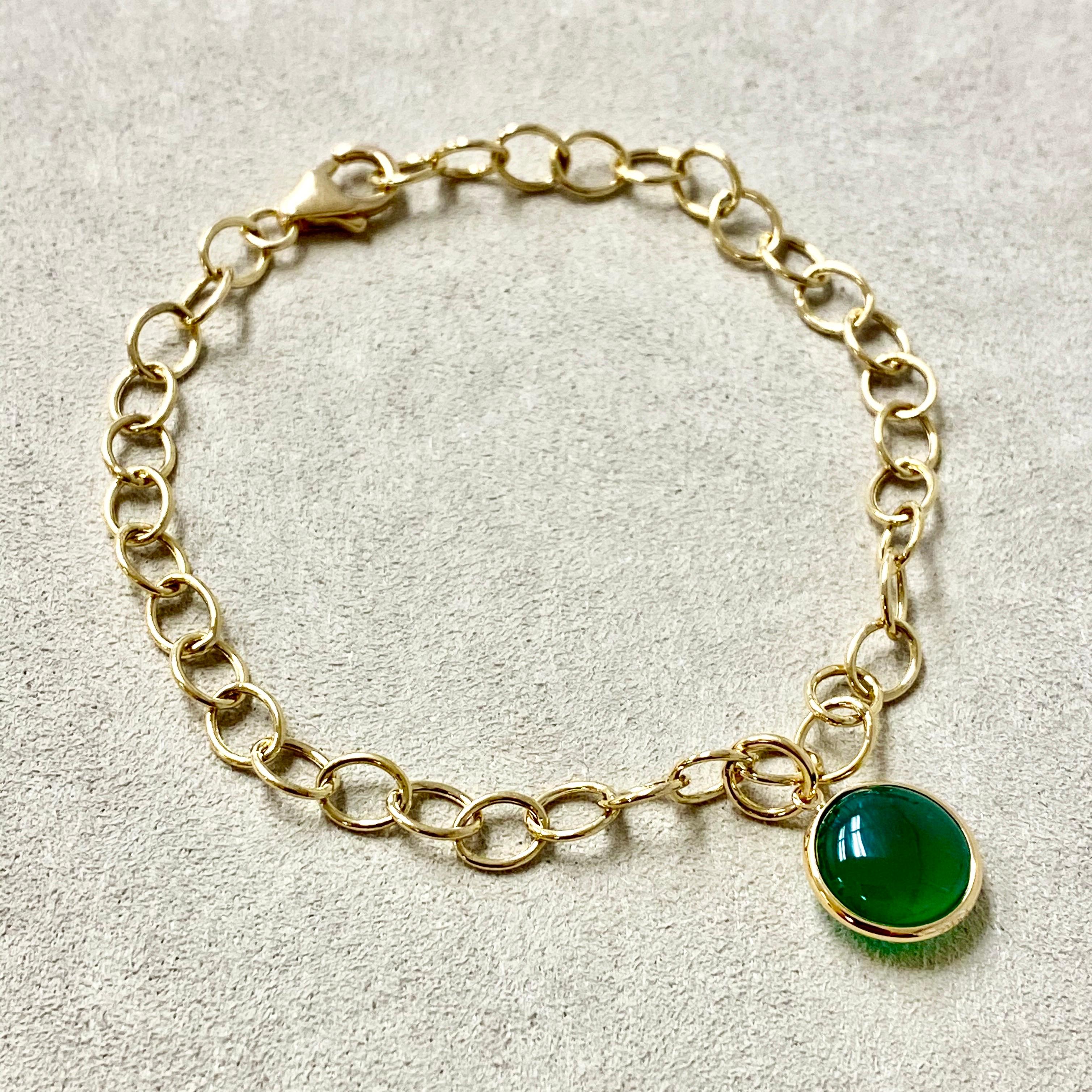 Created in 18 karat yellow gold
Green Chalcedony 3.5 cts approx 
7 inches length with lobster clasp

Infused with 18 karat yellow gold, this bracelet features green Chalcedony of approximately 3.5 carats and measures 7 inches in length along with a