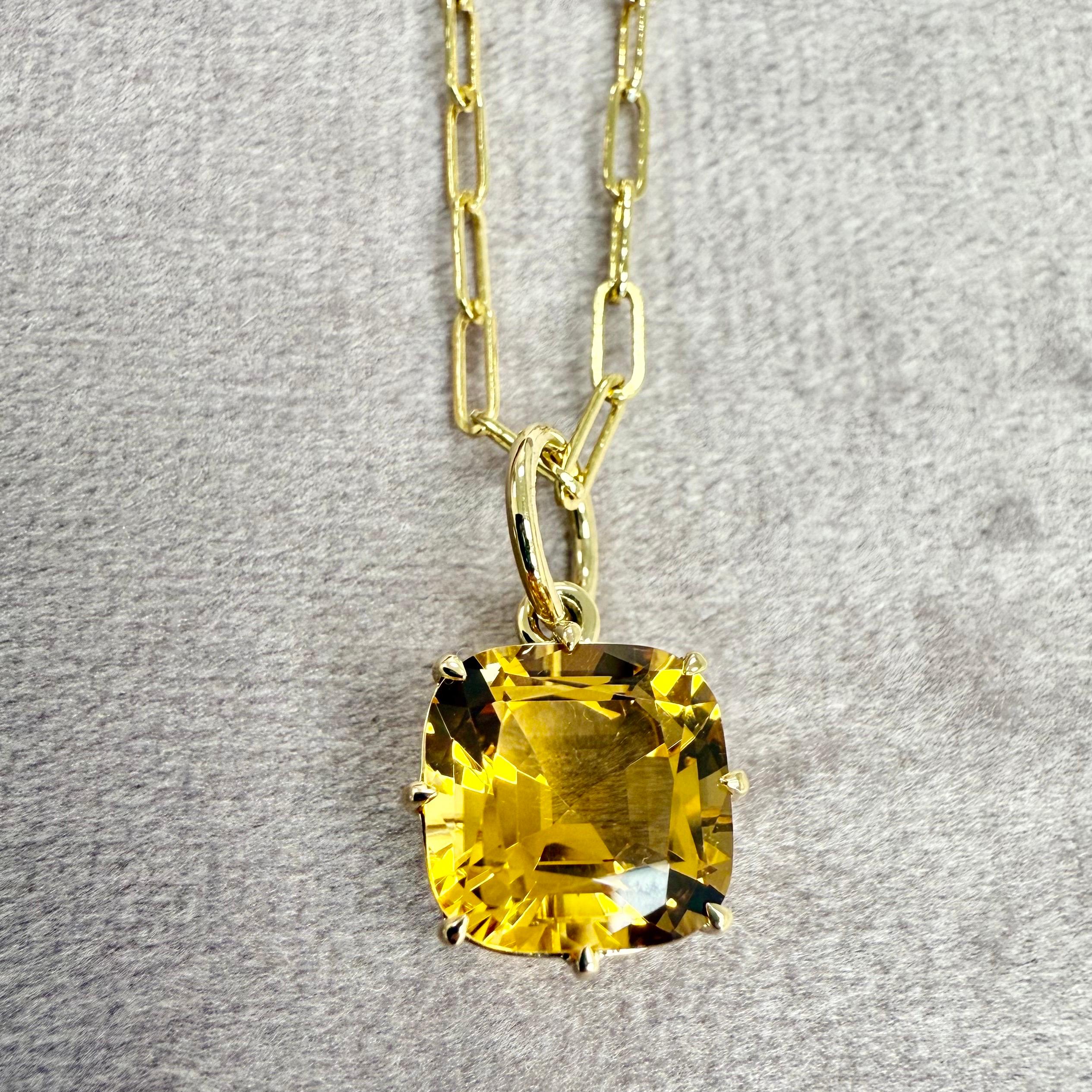 Created in 18 karat yellow gold
Citrine 4 carats approx.
Chain sold separately 
Limited edition


About the Designers ~ Dharmesh & Namrata

Drawing inspiration from little things, Dharmesh & Namrata Kothari have created an extraordinary and