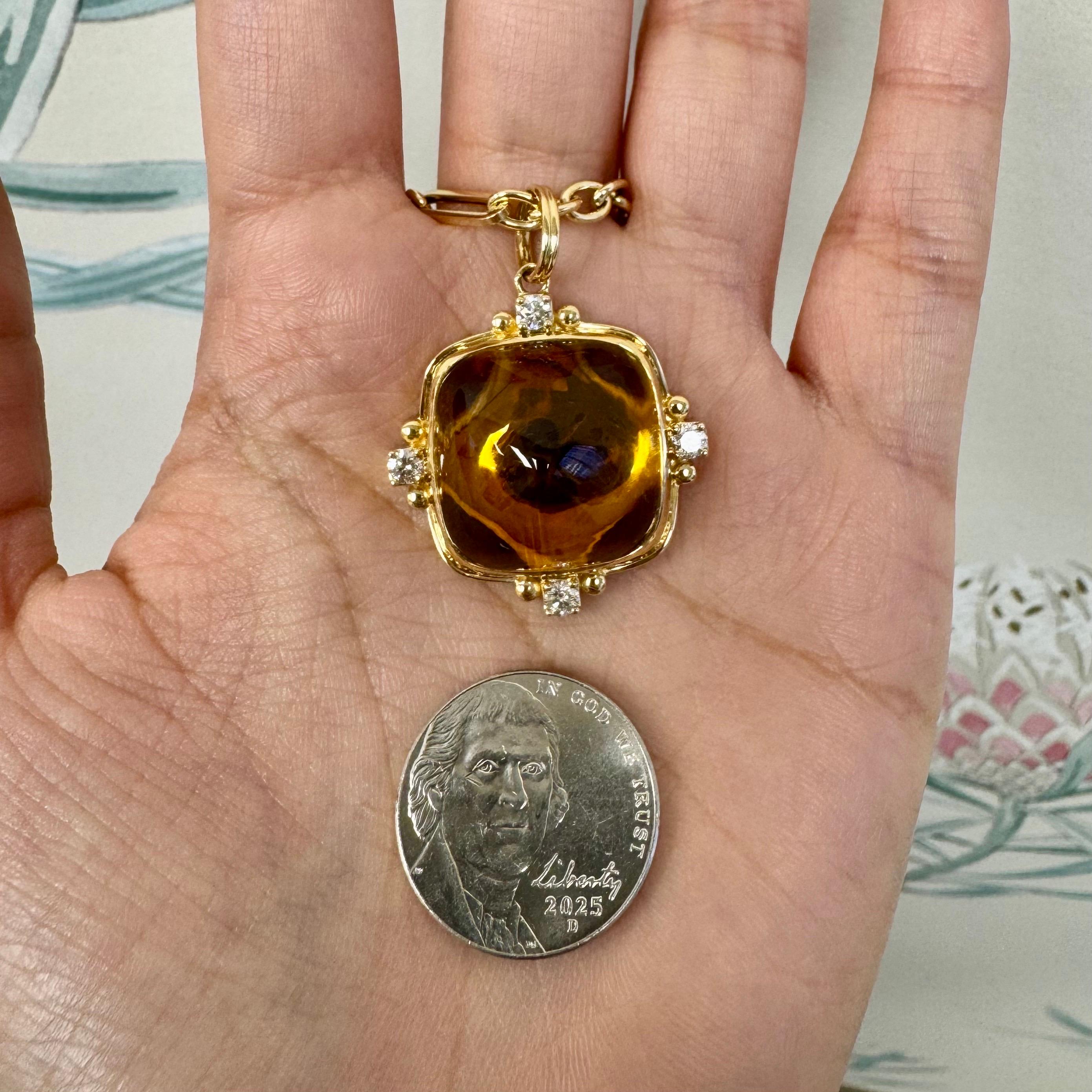 Created in 18 karat yellow gold
Citrine 35 carats approx.
Diamonds 0.40 carat approx.
Chain sold separately



 About the Designers ~ Dharmesh & Namrata

Drawing inspiration from little things, Dharmesh & Namrata Kothari have created an