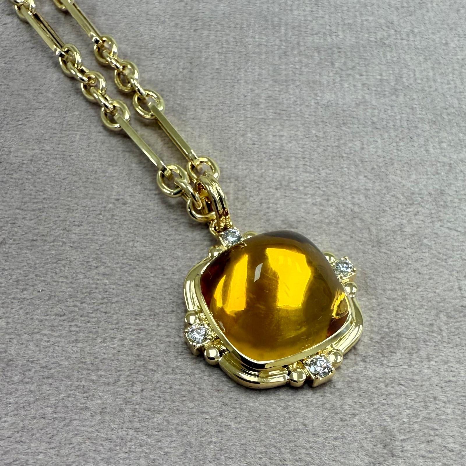 Pan di zucchero Ciondolo a forma di Pan di Zucchero in oro giallo Syna con diamanti in vendita