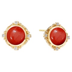 Boucles d'oreilles Syna en or jaune et corail, serties de diamants