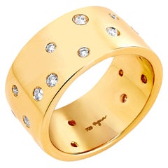 Syna Yellow Gold Cosmic Band with Diamonds