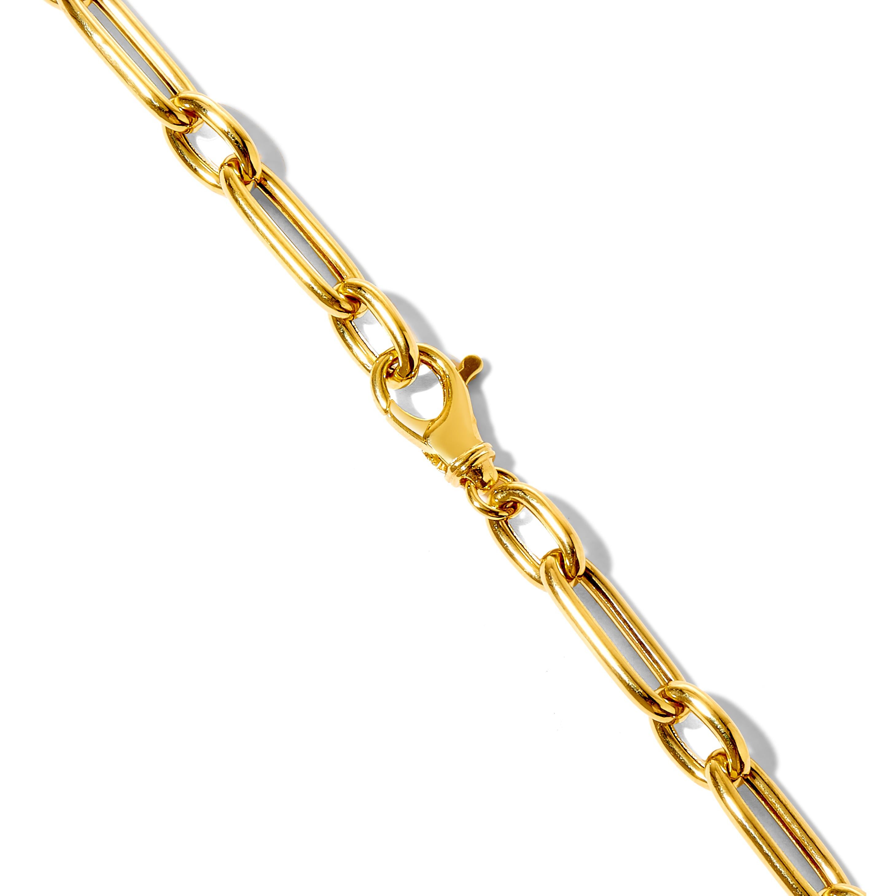 Created in 18 karat yellow gold
White agate 7 carats approx.
8 inch length
18 karat yellow gold lobster clasp
Bracelet can be clasped at any length
Also available in various lengths

Crafted from 18-karat yellow gold, this bracelet dazzles with a