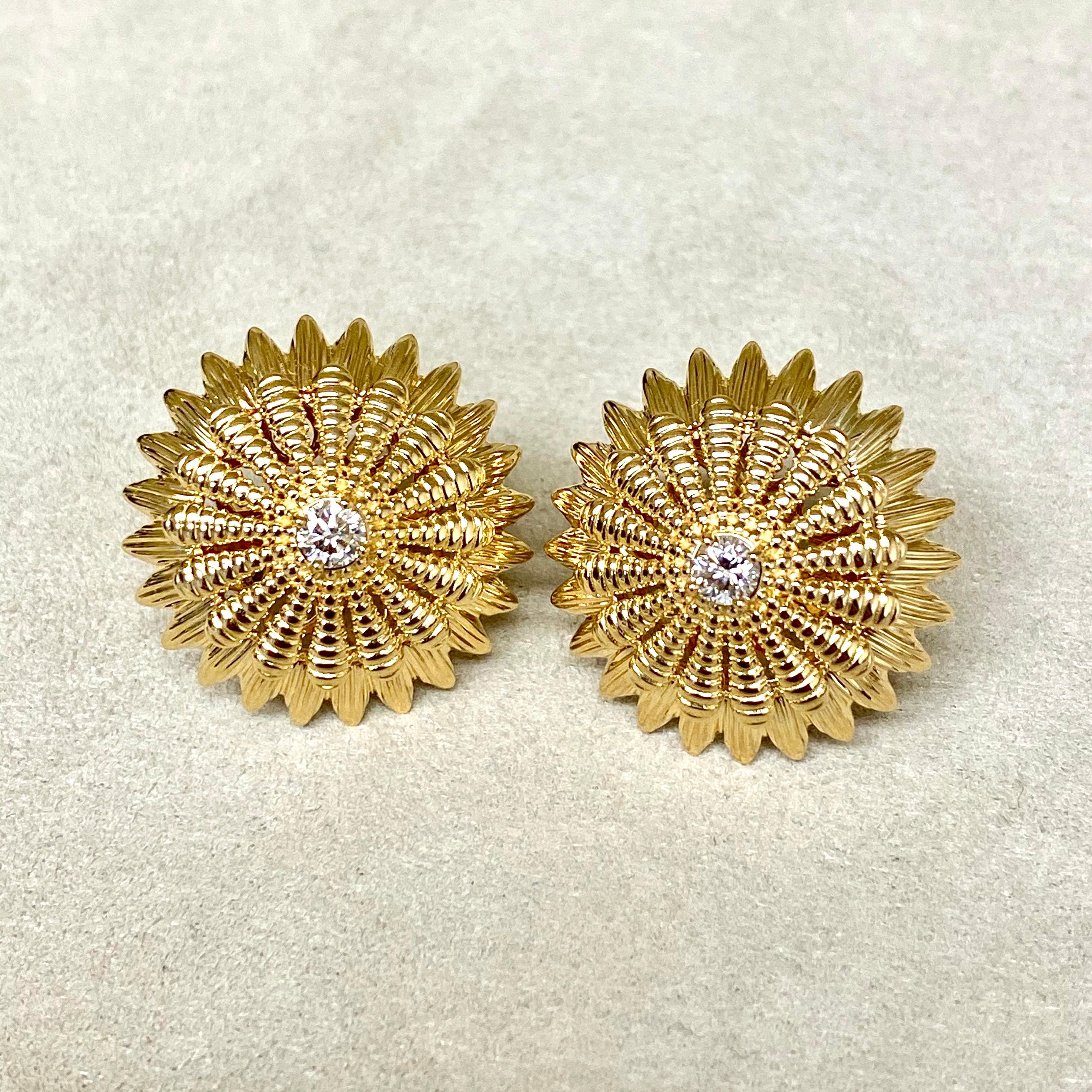 Round Cut Syna Yellow Gold Earrings with Diamonds For Sale
