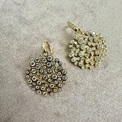 Syna Yellow Gold Earrings with Diamonds