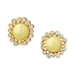 Syna Yellow Gold Earrings with Opal and Diamonds