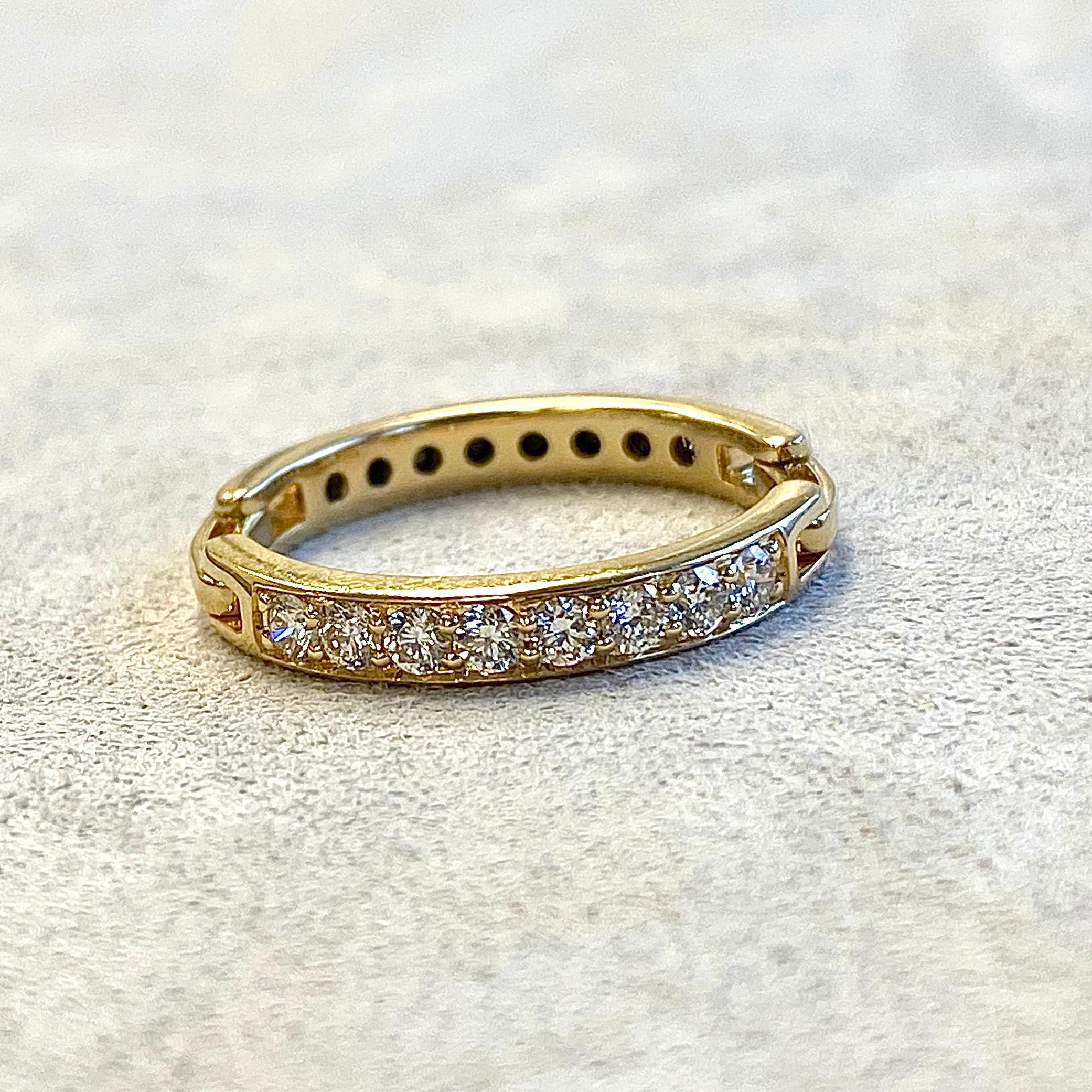 Round Cut Syna Yellow Gold Flexible Cosmic Band with Black and Champagne Diamonds