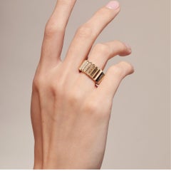 Geometrischer Syna-Ring aus Gelbgold mit Diamanten