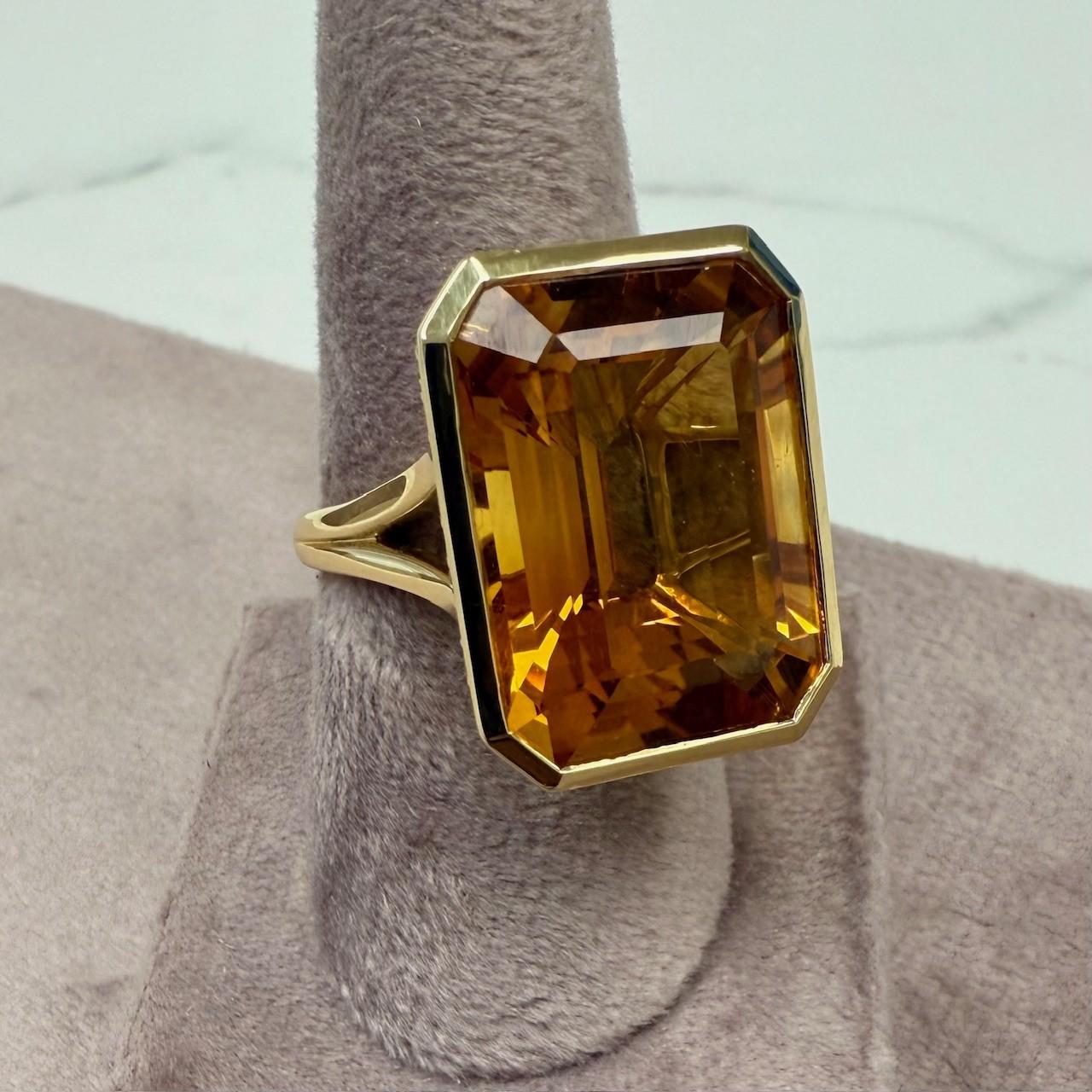Contemporaneo Anello Syna Geometrix in oro giallo con citrino e diamanti in vendita