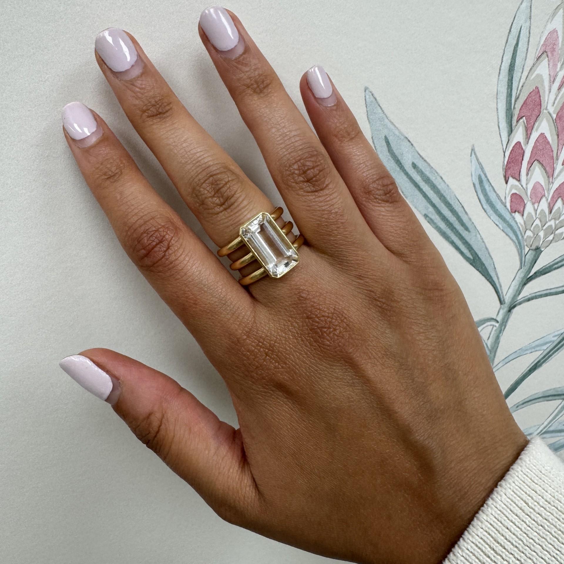 Anillo Geometrix de Oro Amarillo Syna de Cristal de Roca con Diamantes en Nuevo estado para la venta en Fort Lee, NJ