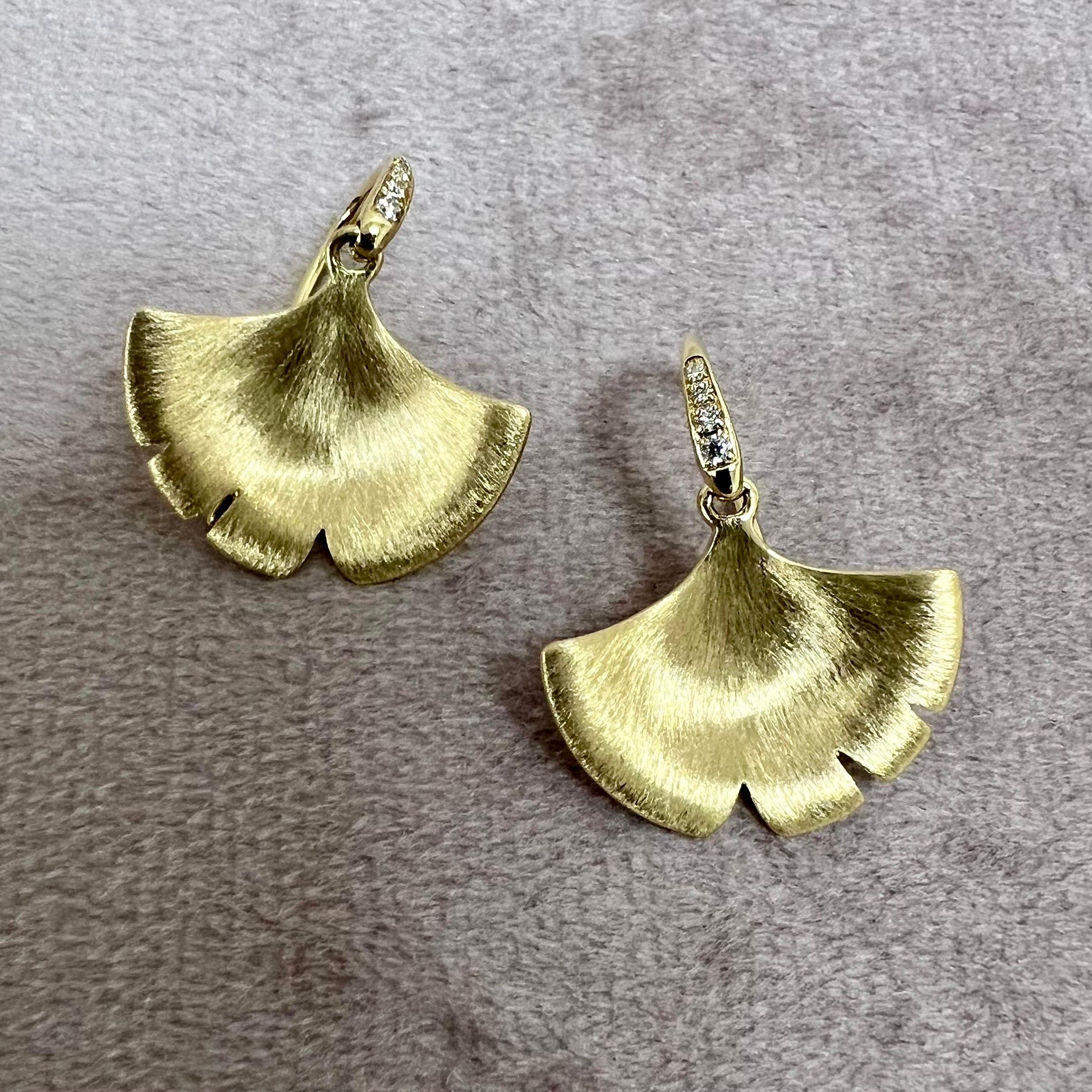 Syna Yellow Gold Gingko Earrings with Diamonds For Sale 1
